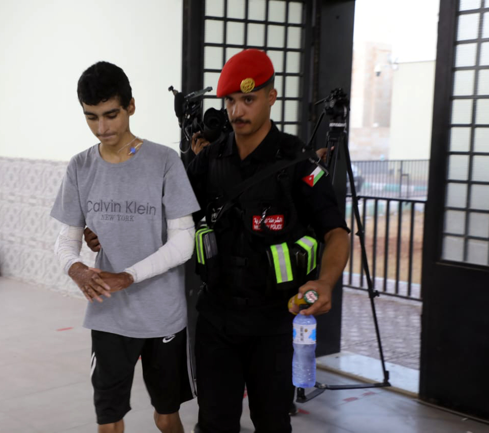 Army Evacuates 9th Group of Gaza Children for Treatment in Jordan