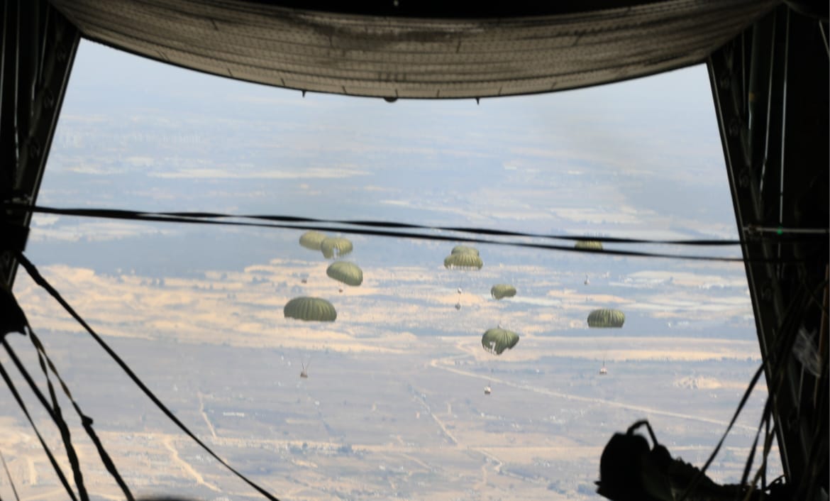 Jordan Armed Forces conduct new airdrop operation to deliver aid to Gaza