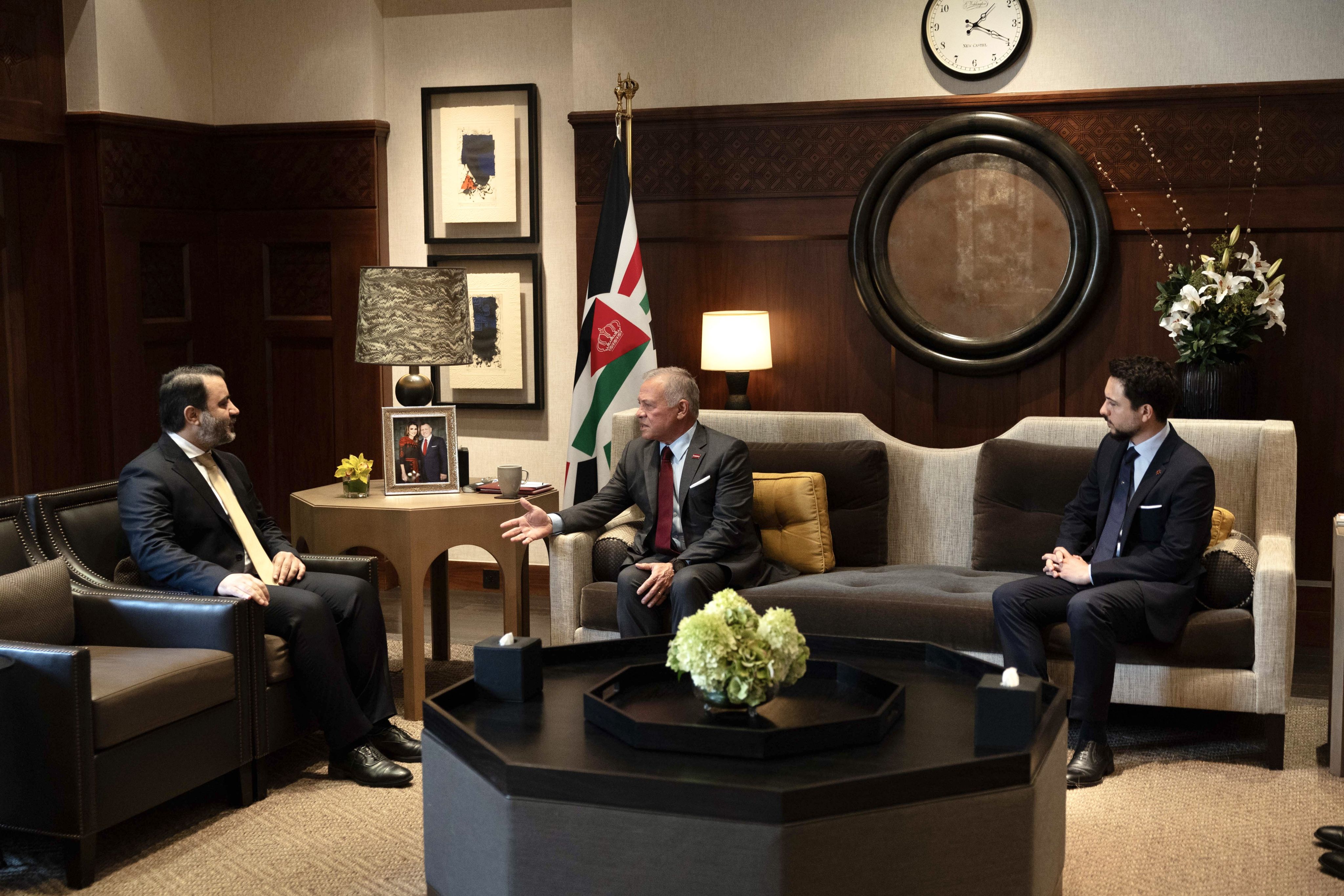 King meets Syria FM, US special envoy for Syria