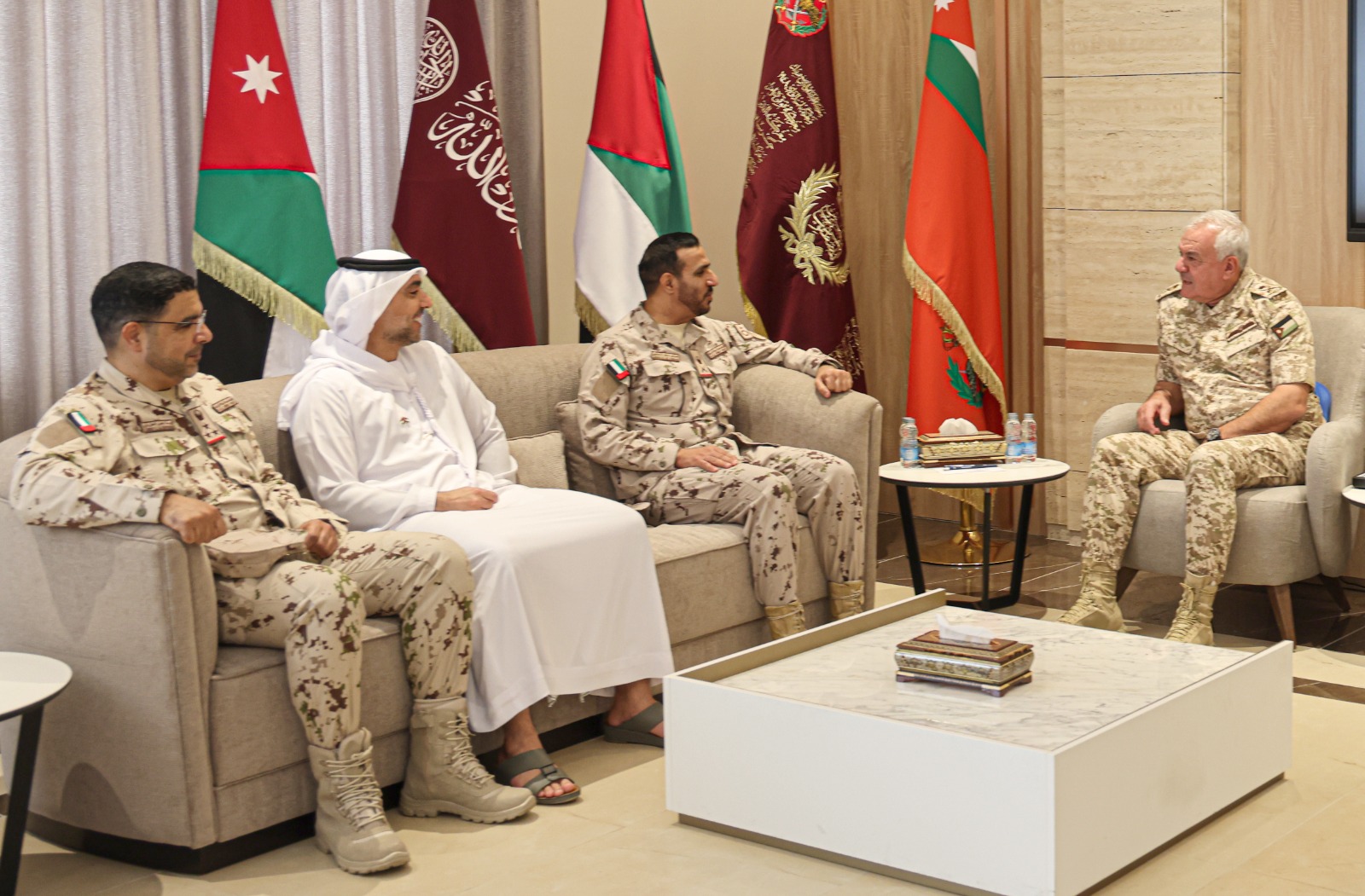 Jordan, UAE Military Chiefs Discuss Stronger Defense Cooperation