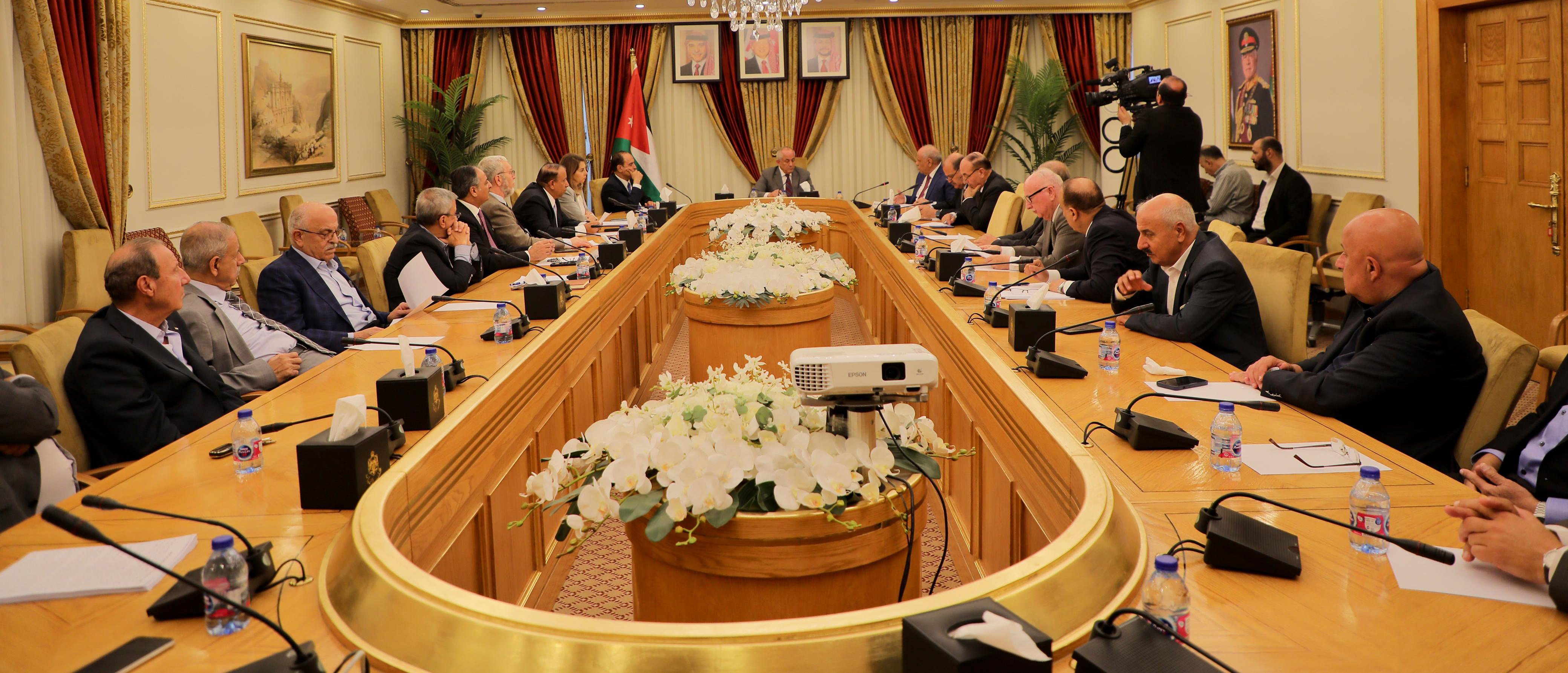 Senate Committee Urges International Action to Halt War on Gaza