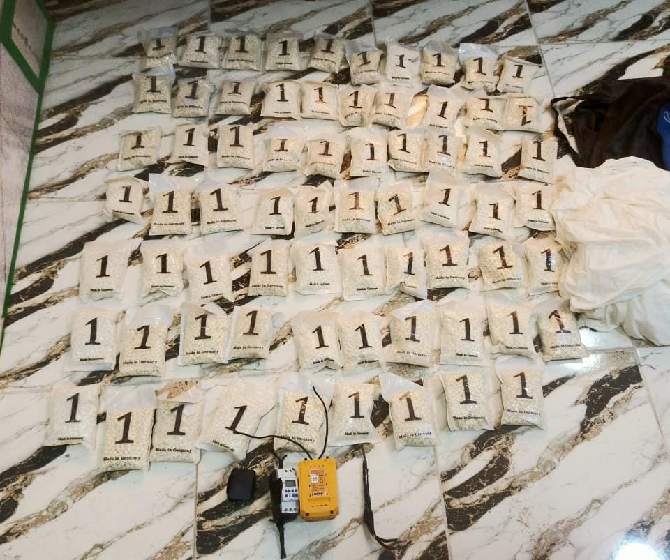 Army foils drug smuggling attempt