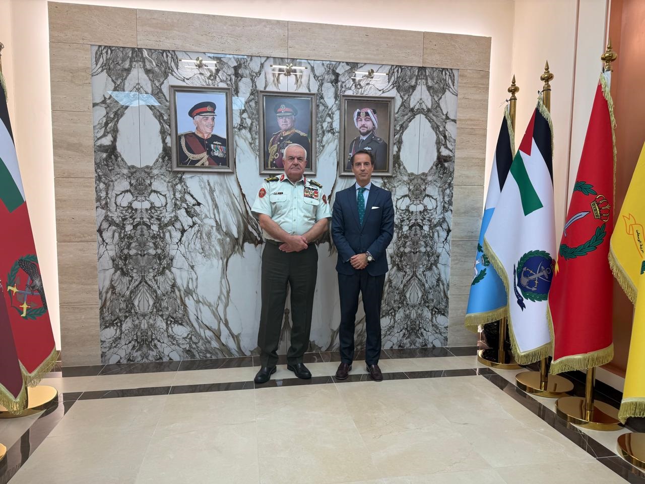 Army Chief Meets NATO Special Representative for Southern Neighborhood