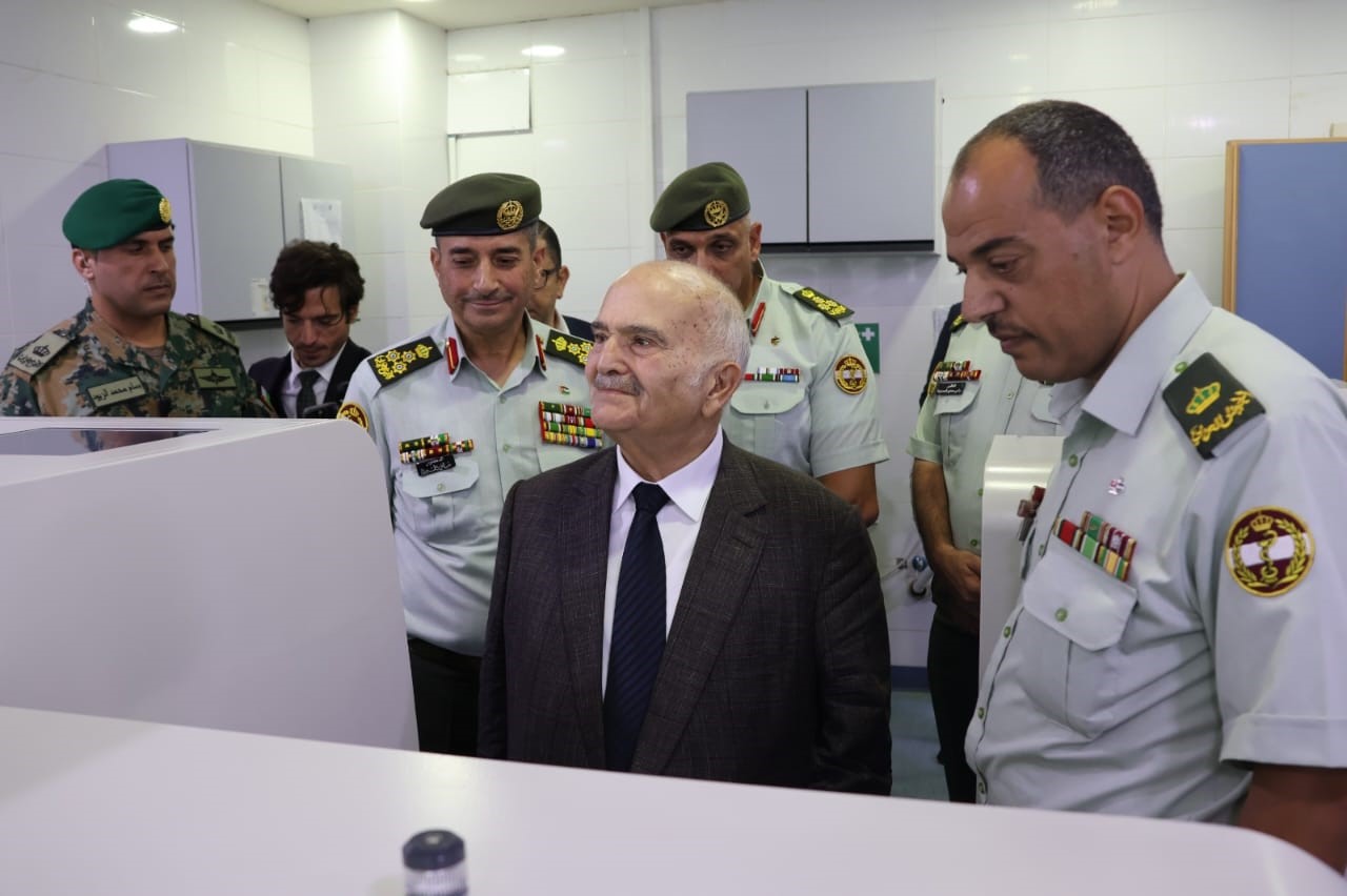 Prince El Hassan visits RMS Military Oncology Center