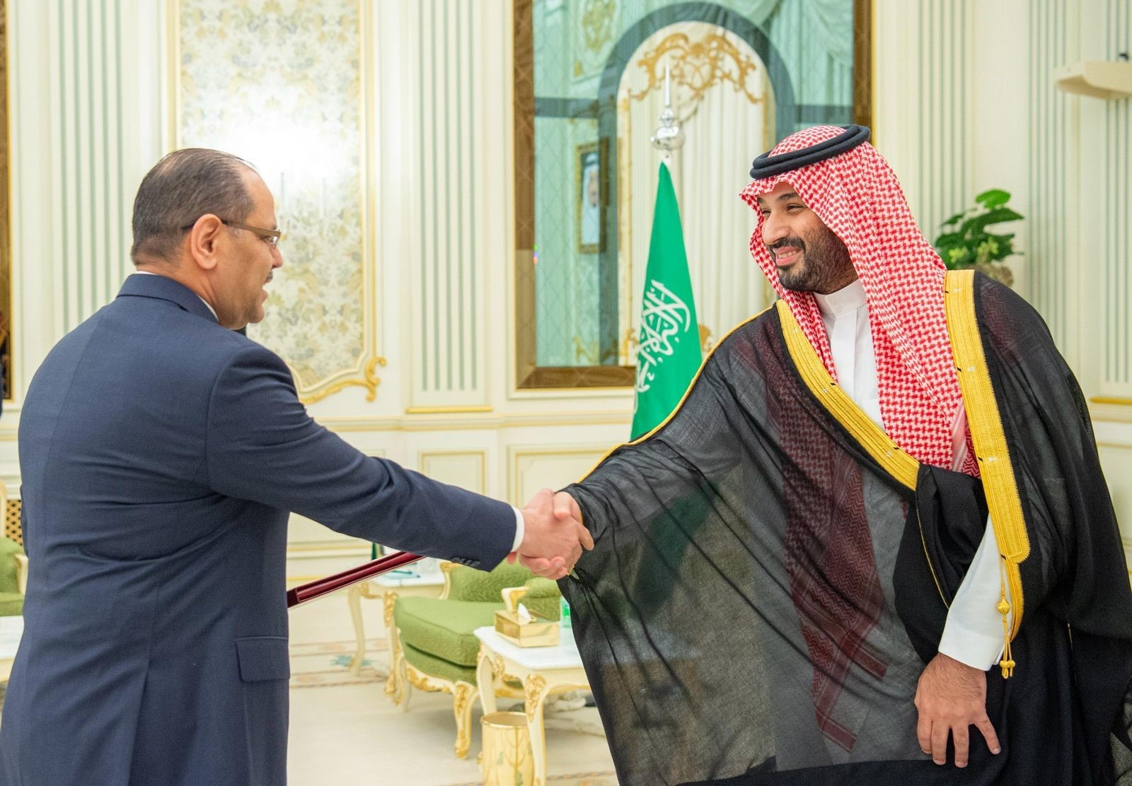 Jordan’s Ambassador Presents Credentials to Saudi Crown Prince