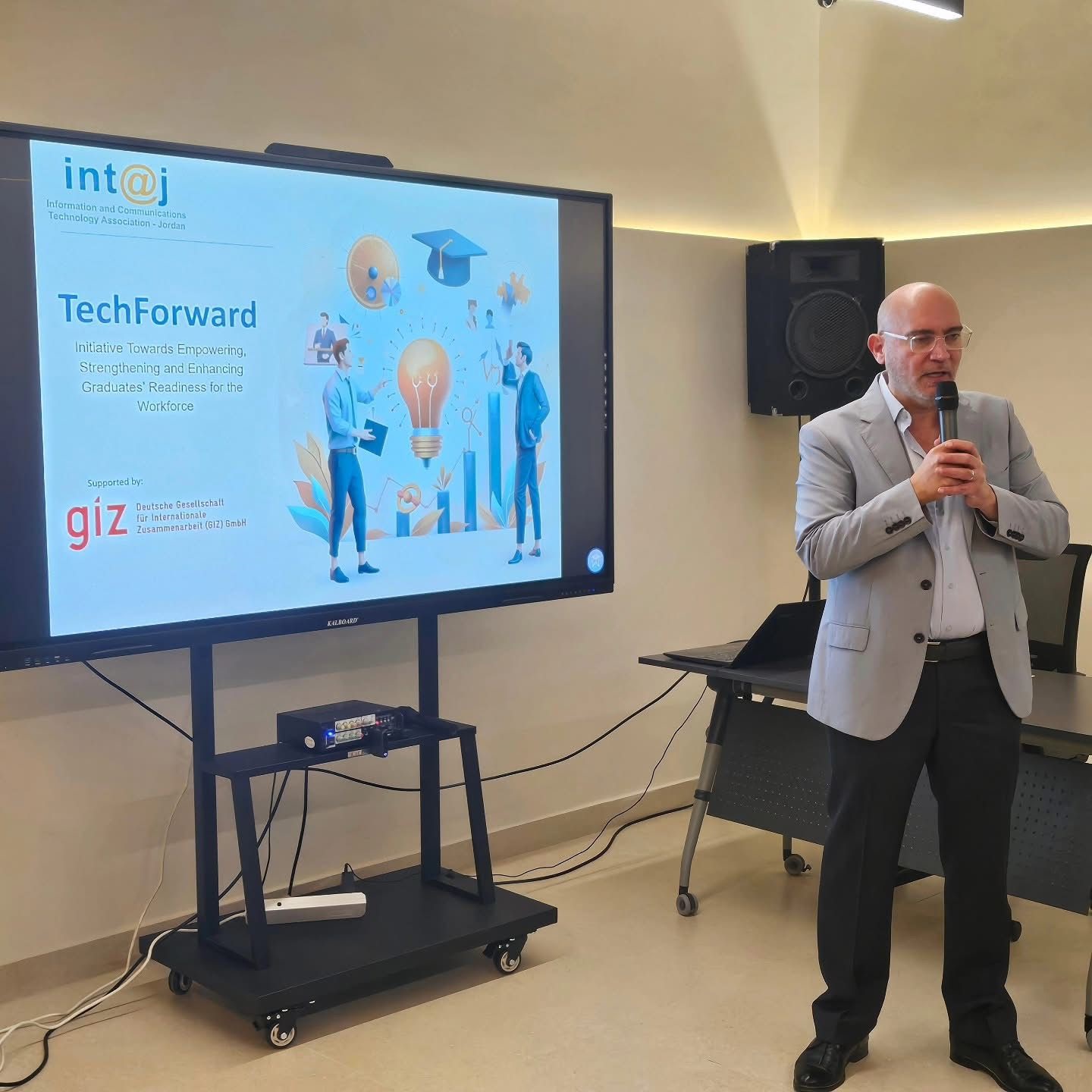 &amp;quotTech Forward" Initiative Connects University Projects to Jordan’s Digital Economy