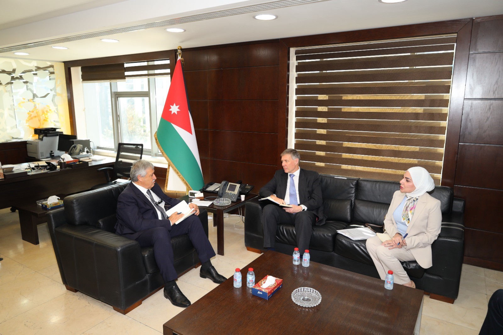 Transport minister, British ambassador discuss strengthening cooperation