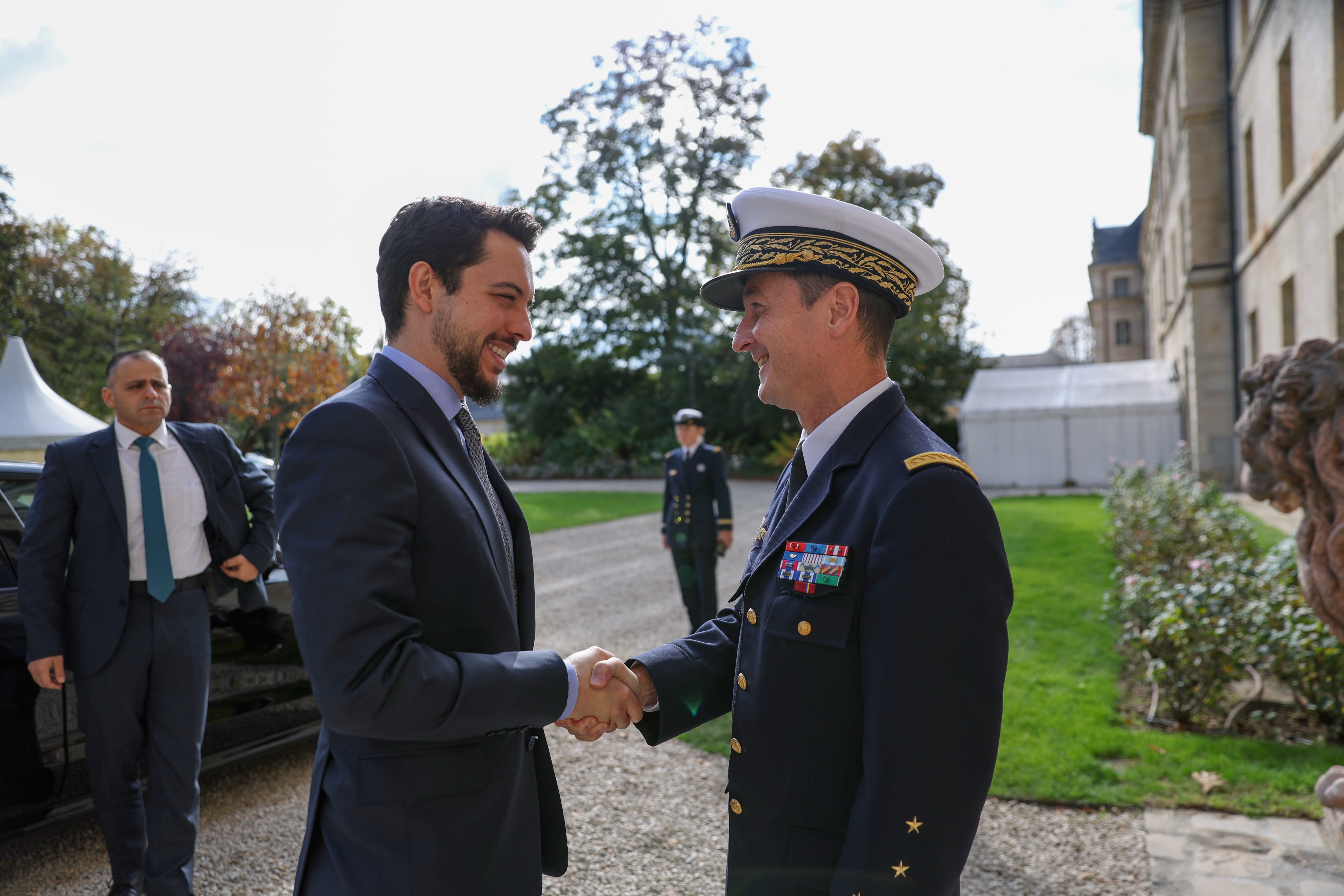 Crown Prince meets French army chief, visits National Gendarmerie Intervention Group