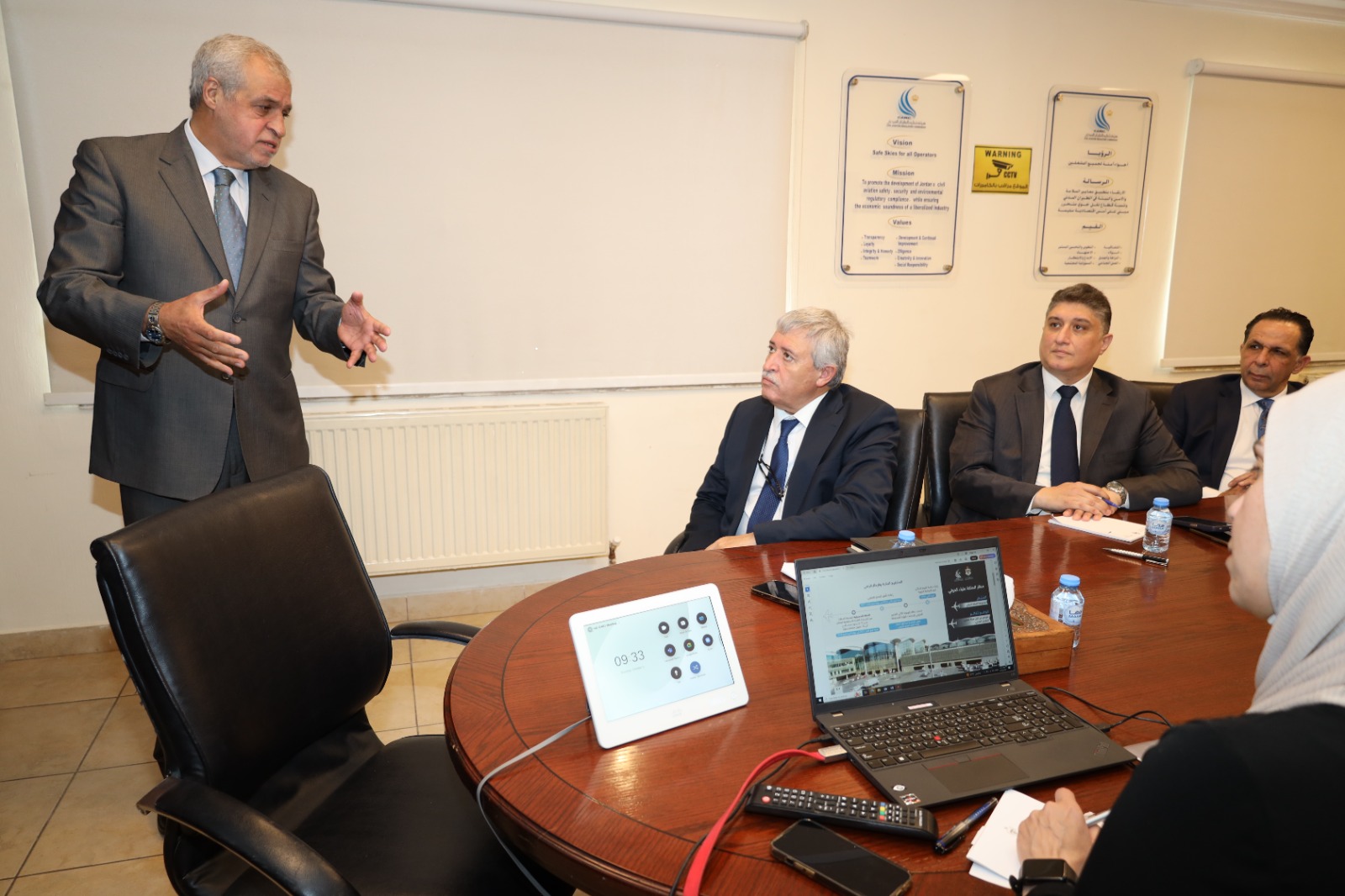 Transport Minister Calls for Enhancing Aviation Safety, Investment