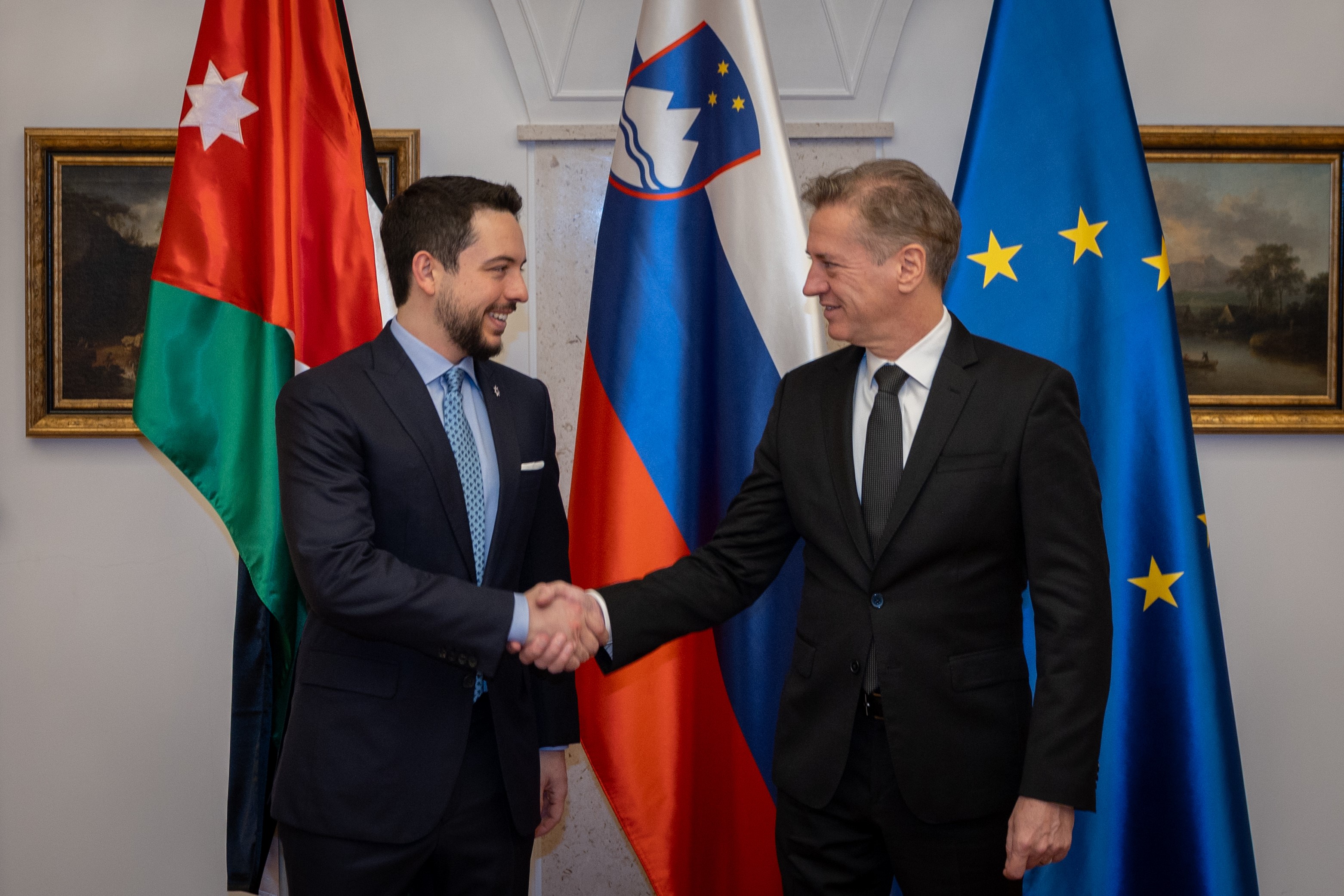 Deputising for King, Crown Prince meets with Slovenia PM to discuss elevating ties to strategic partnership