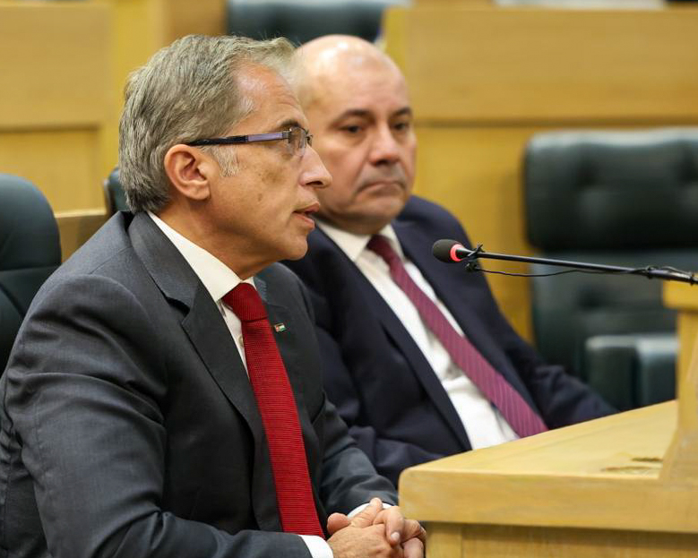 PM Pledges Government’s Commitment to Implement Royal Directives