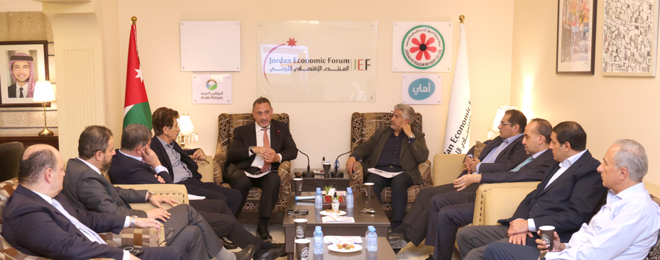 المنتدى الاقتصادي يناقش أثر حقل غاز الريشة على الاقتصاد