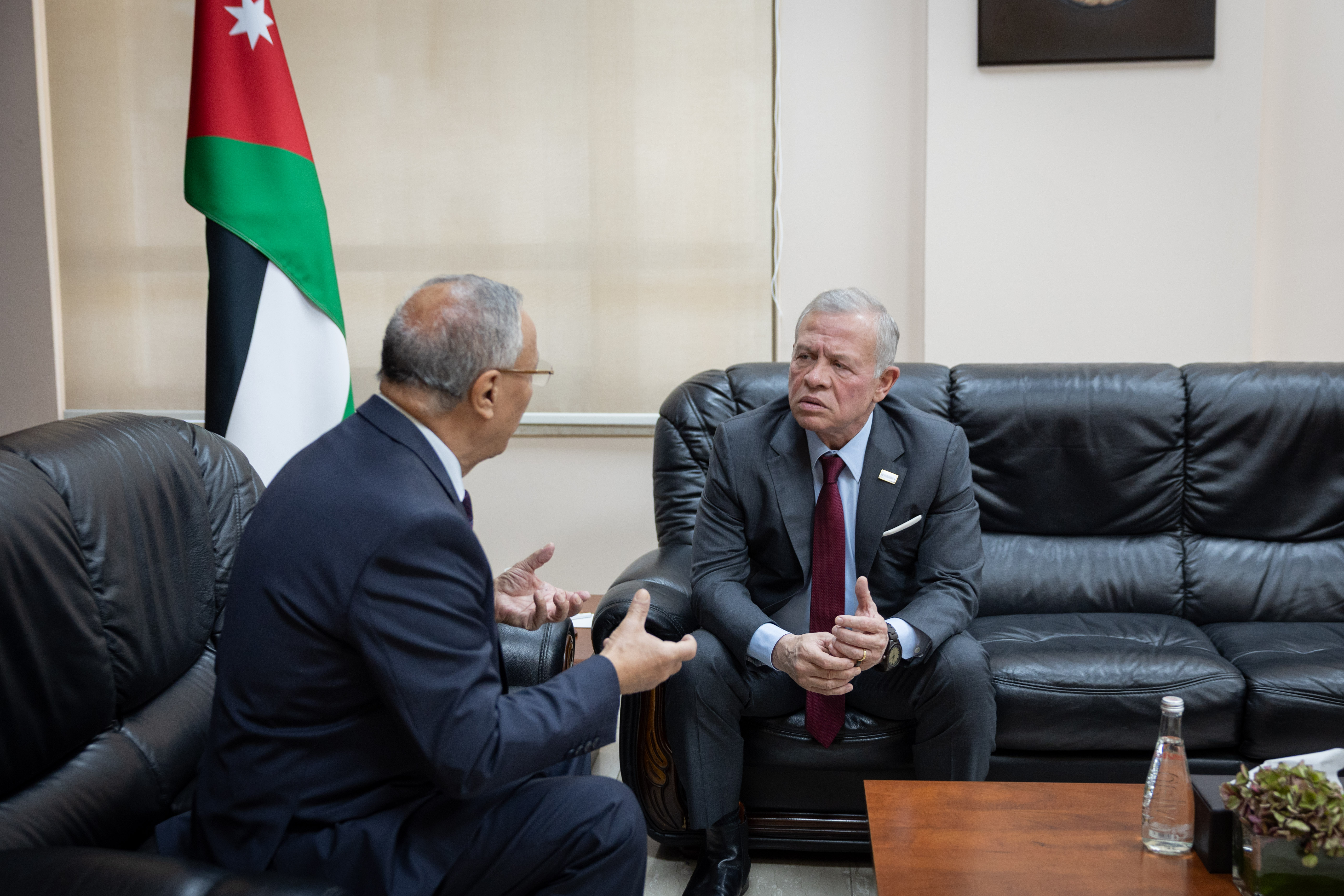 الملك يزور المجلس القضائي الأردني ويوعز بتشكيل لجنة لتطوير القضاء