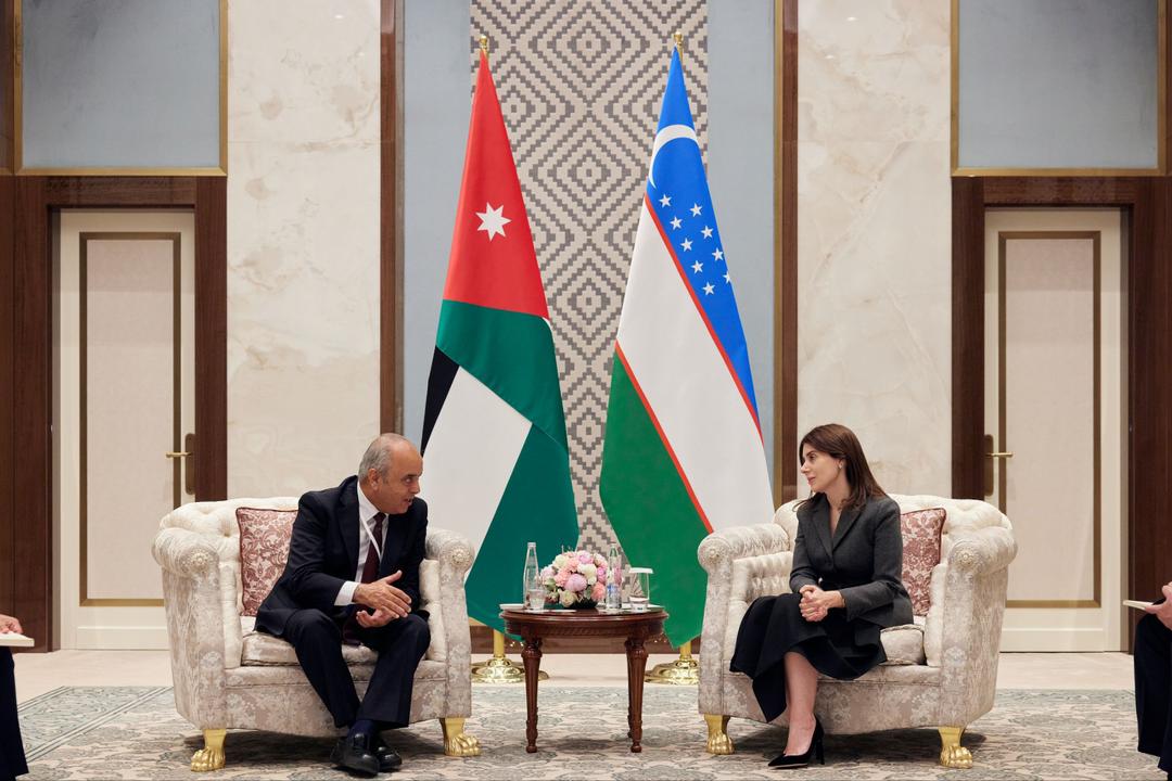 وزير التربية يزور جامعة سمرقند الطبية في أوزبكستان