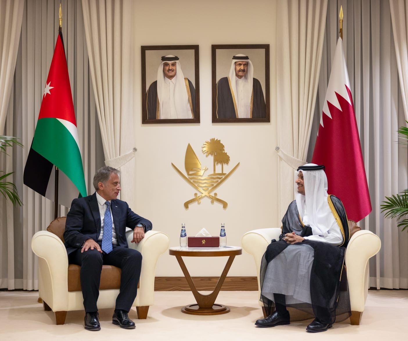 Hassan meets Qatari Prime Minister in Doha