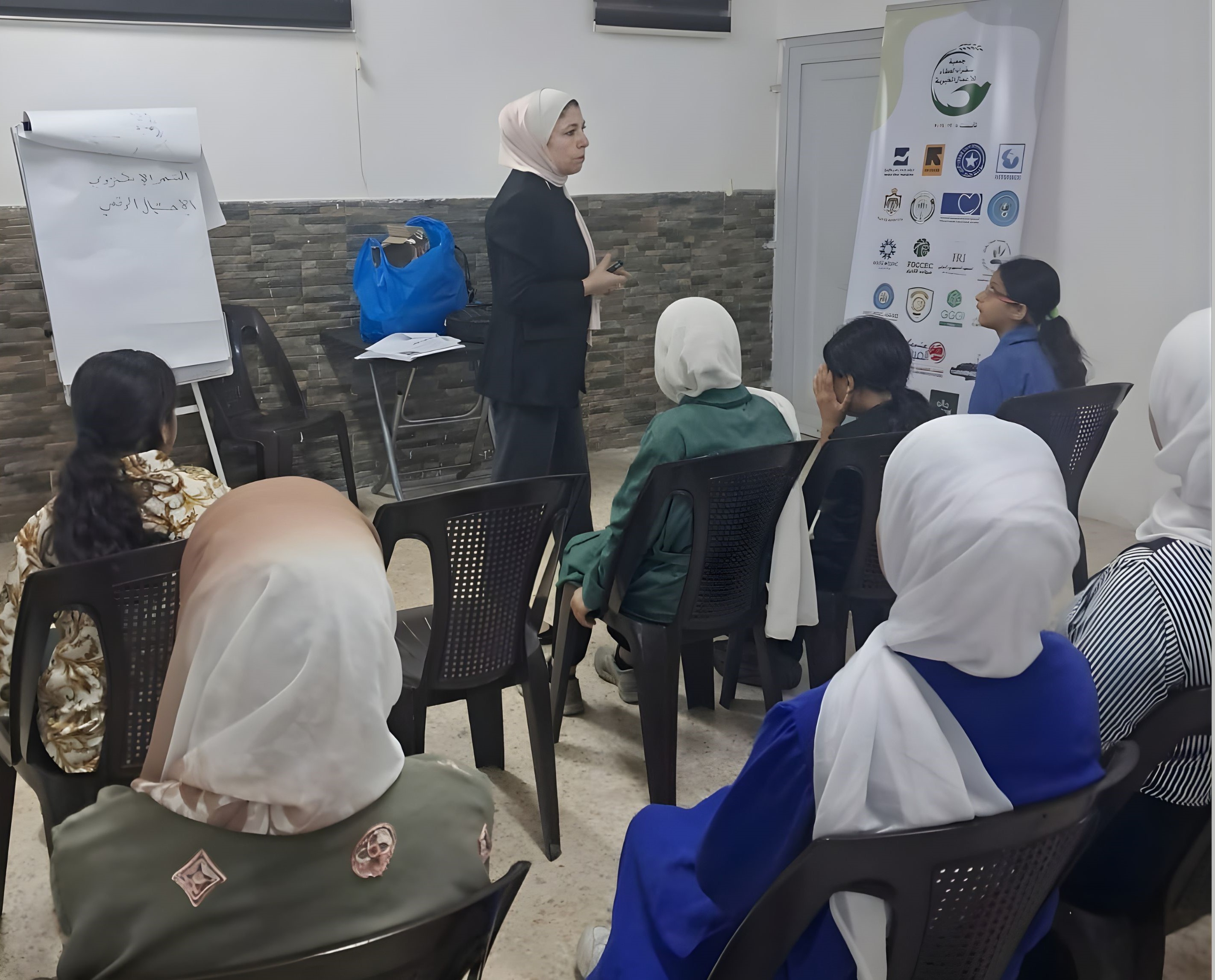 سفراء العطاء تنتدي حول العنف الرقمي