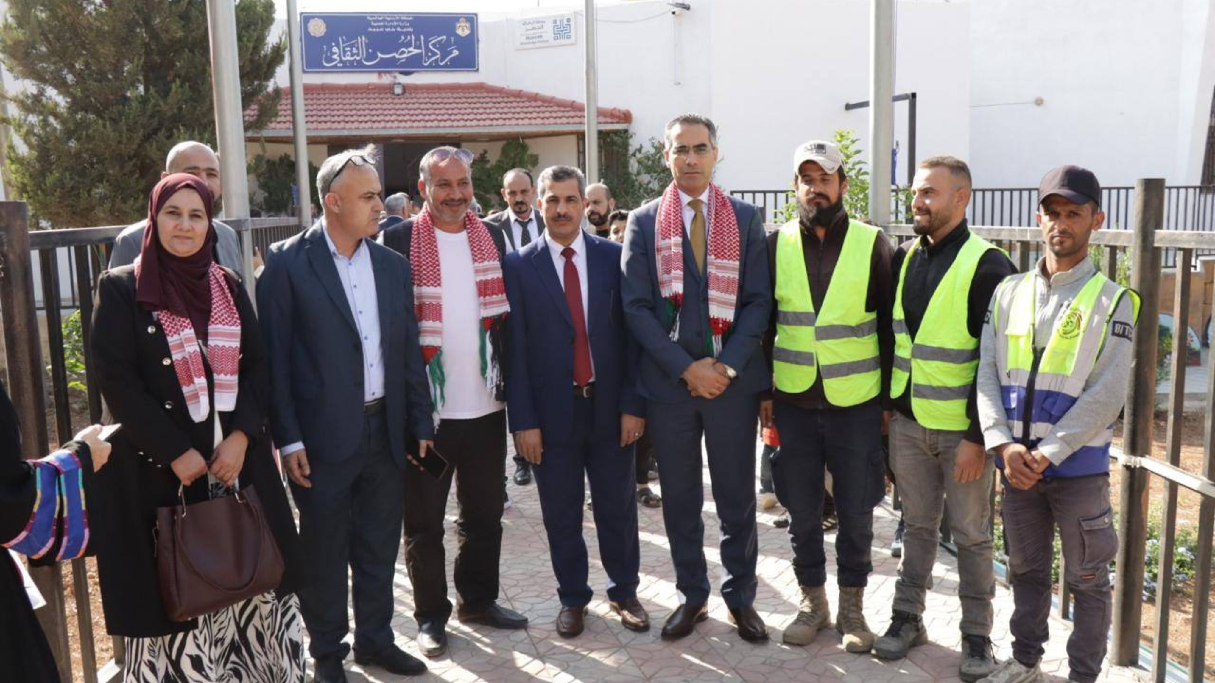 افتتاح مشروع الحديقة العائلية والسوق الشعبي للنساء بلواء بني عبيد