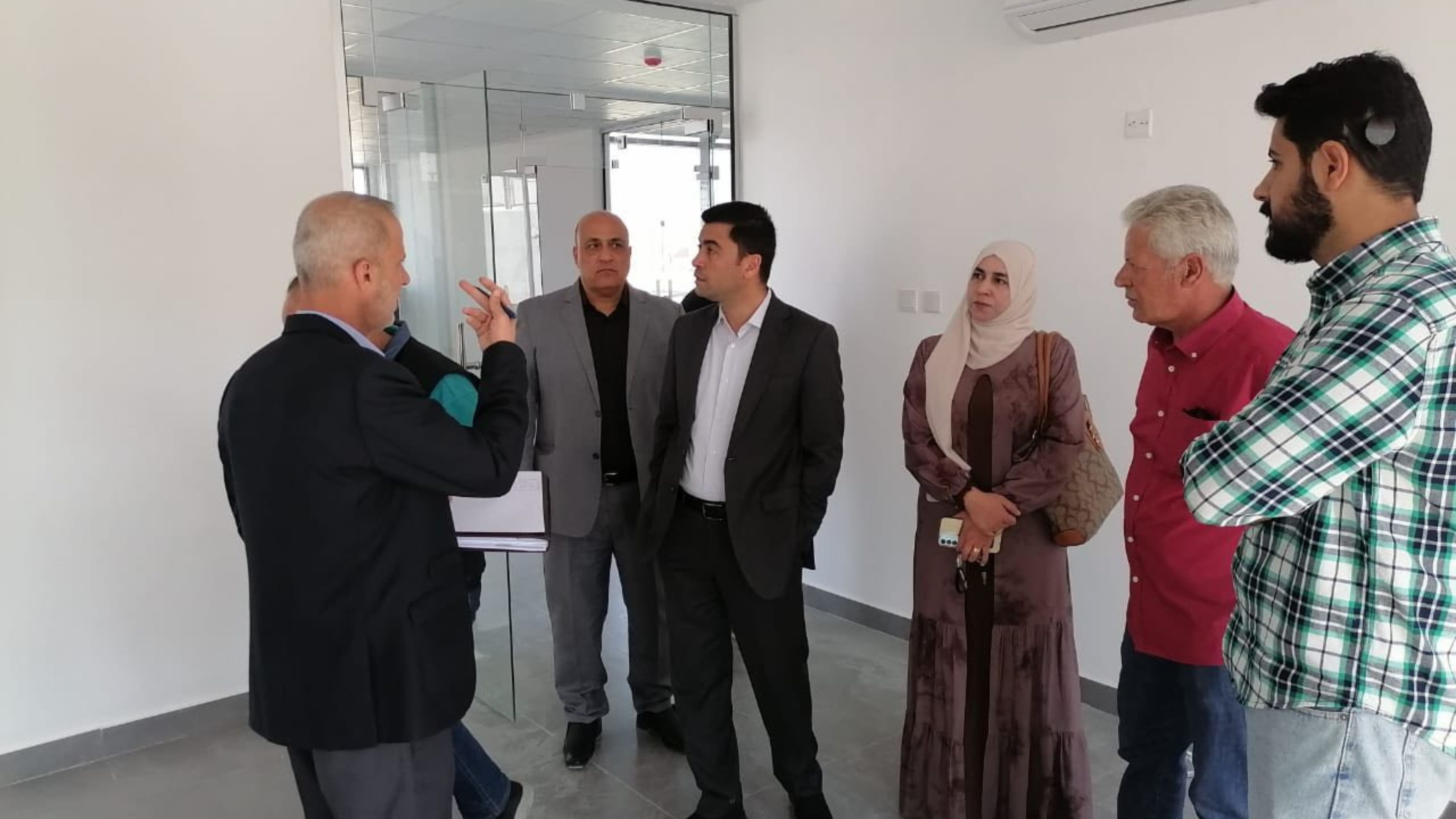 أمين عام الشباب يتفقد مراكز في جرش