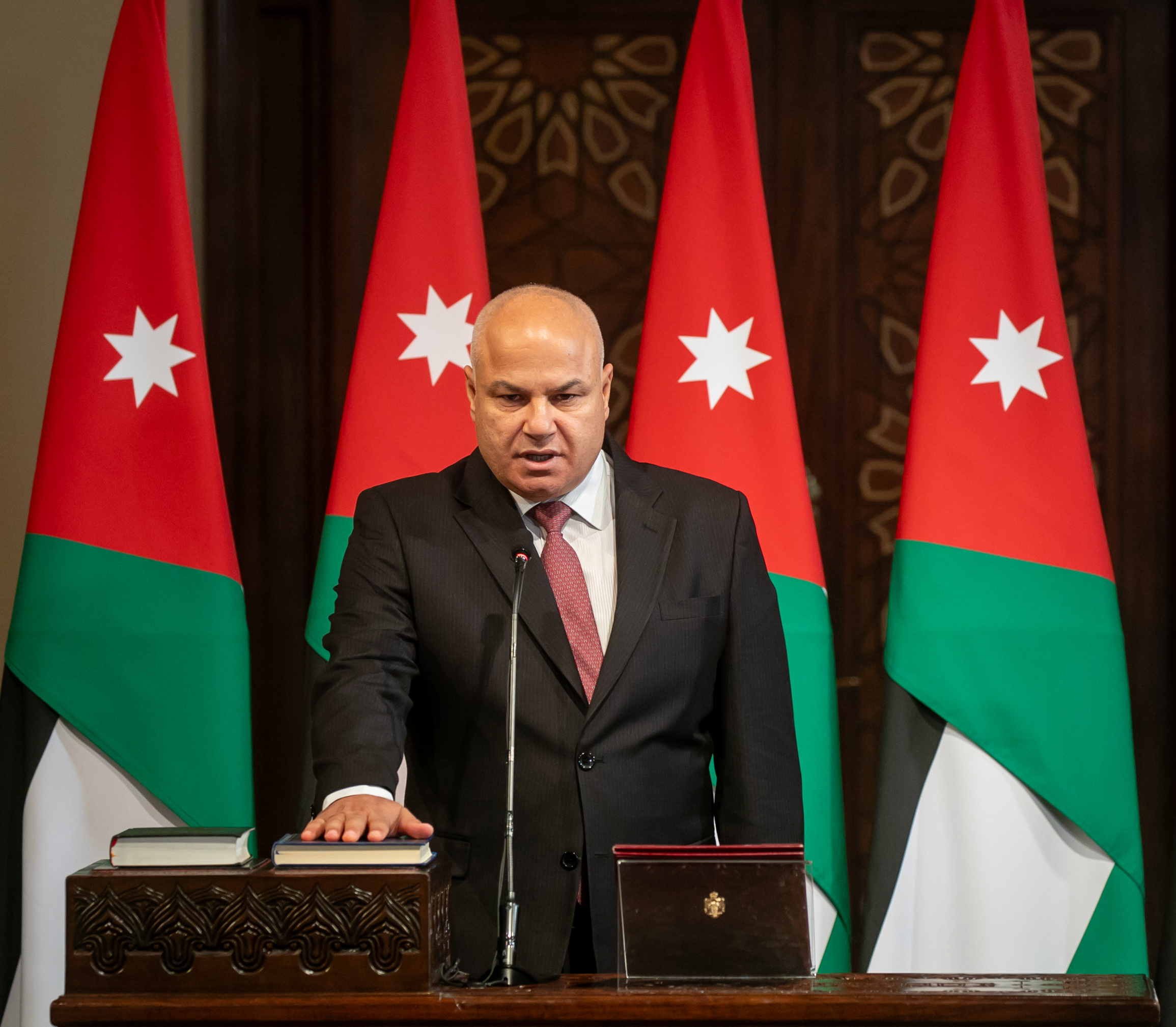 وزير العمل يؤكد أولوية تشغيل الأردنيين في موقع "العطارات"