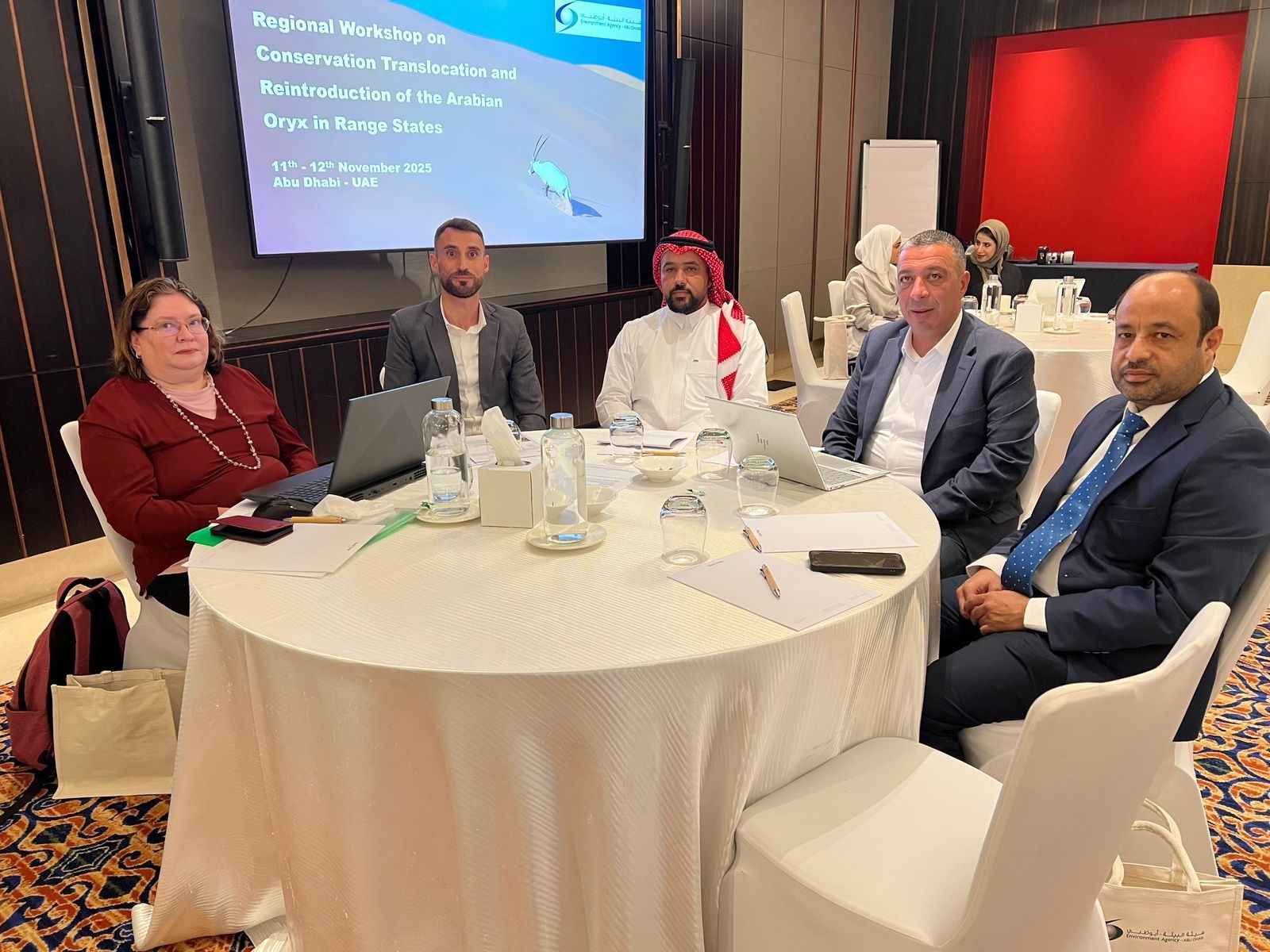 محمية رم تشارك باجتماع الأمانة العامة لصون المها العربي في دولة الإمارات