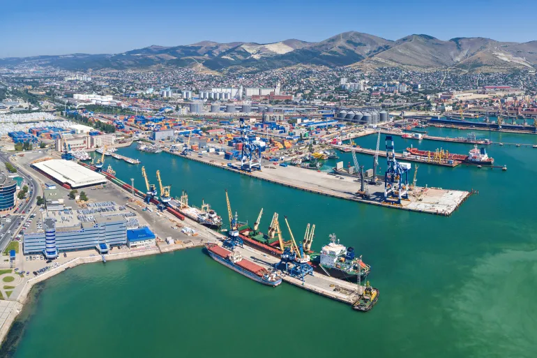 روسيا: توقف عمليات تصدير النفط من ميناء "نوفوروسيسك"