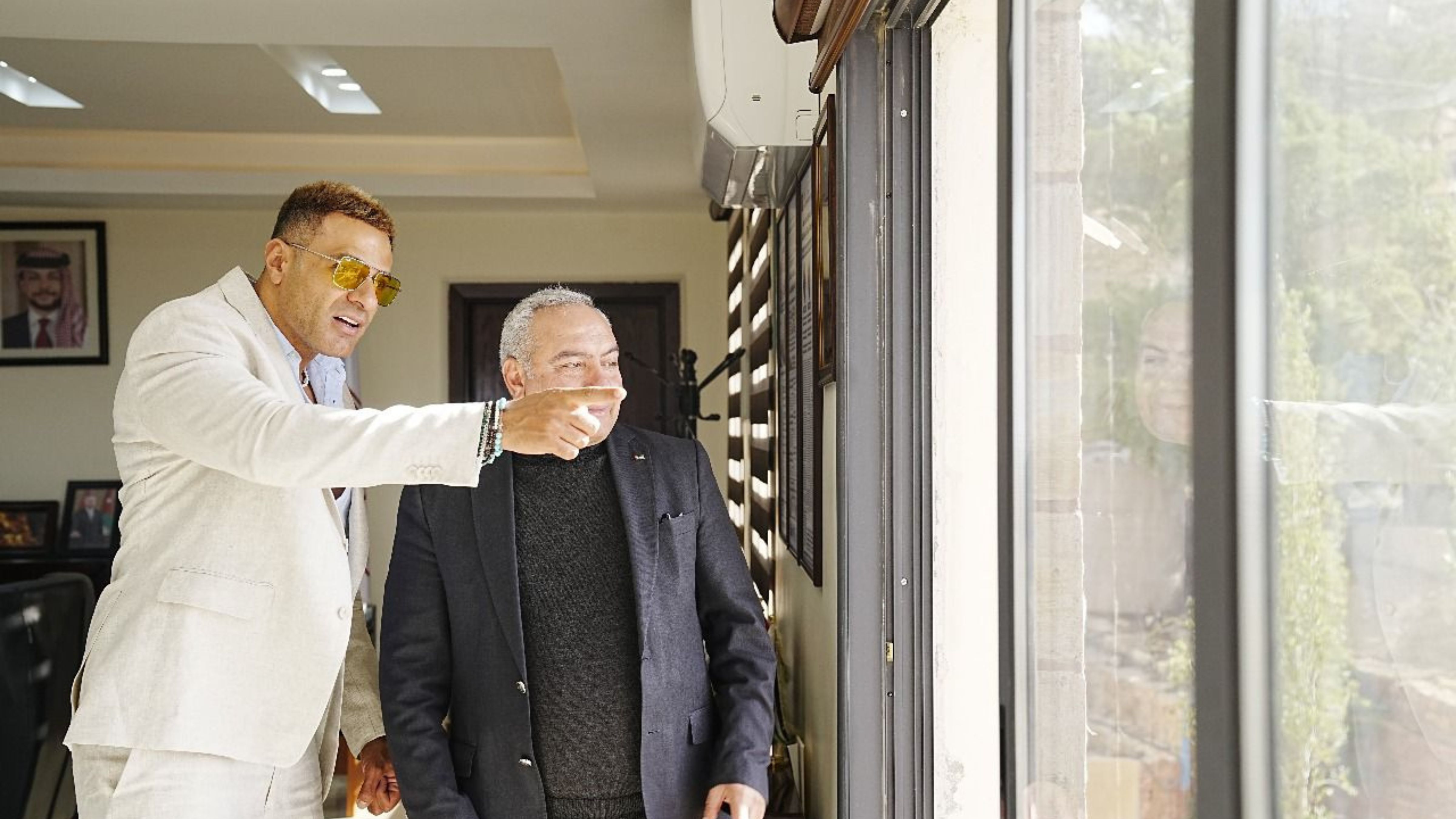 الفنان المصري محمد نور يشيد بجمال البترا