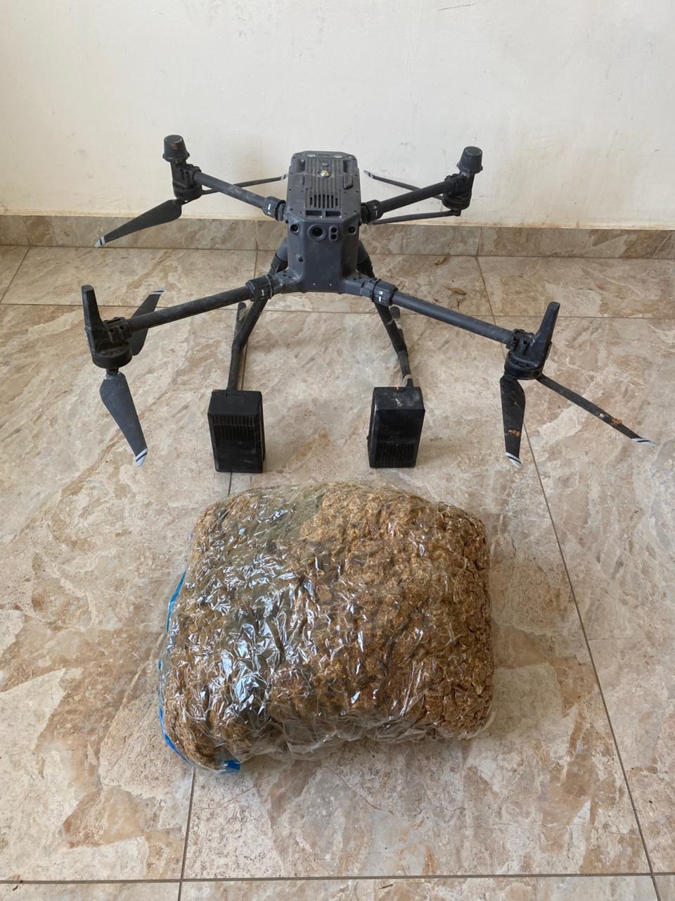 المنطقة العسكرية الجنوبية تحبط محاولة تهريب مواد مخدرة بواسطة مسيرتين