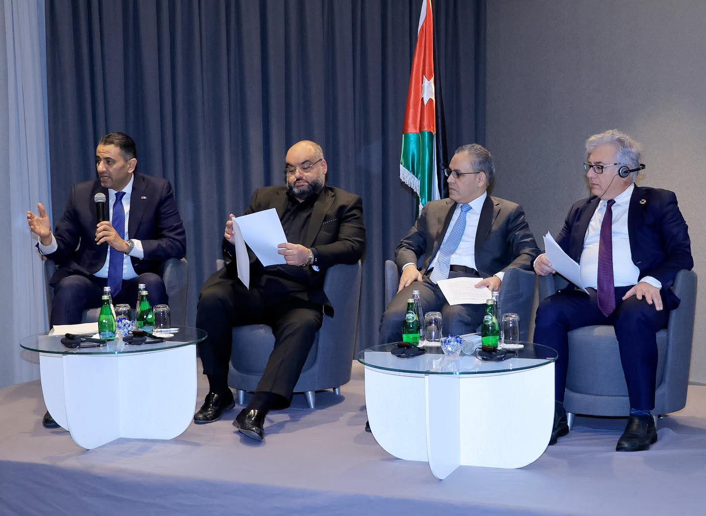 "الاقتصاد النيابية" تشارك في مائدة مستديرة حول أثر قانون بيئة الاستثمار