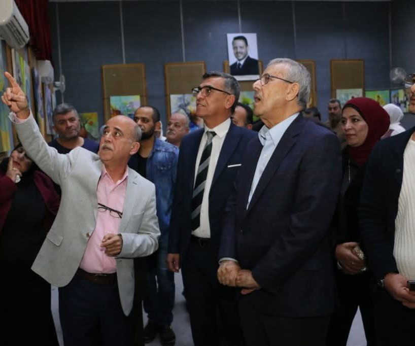 افتتاح المعرض الفني "نبضات" للفنان نصر الزعبي بالرمثا