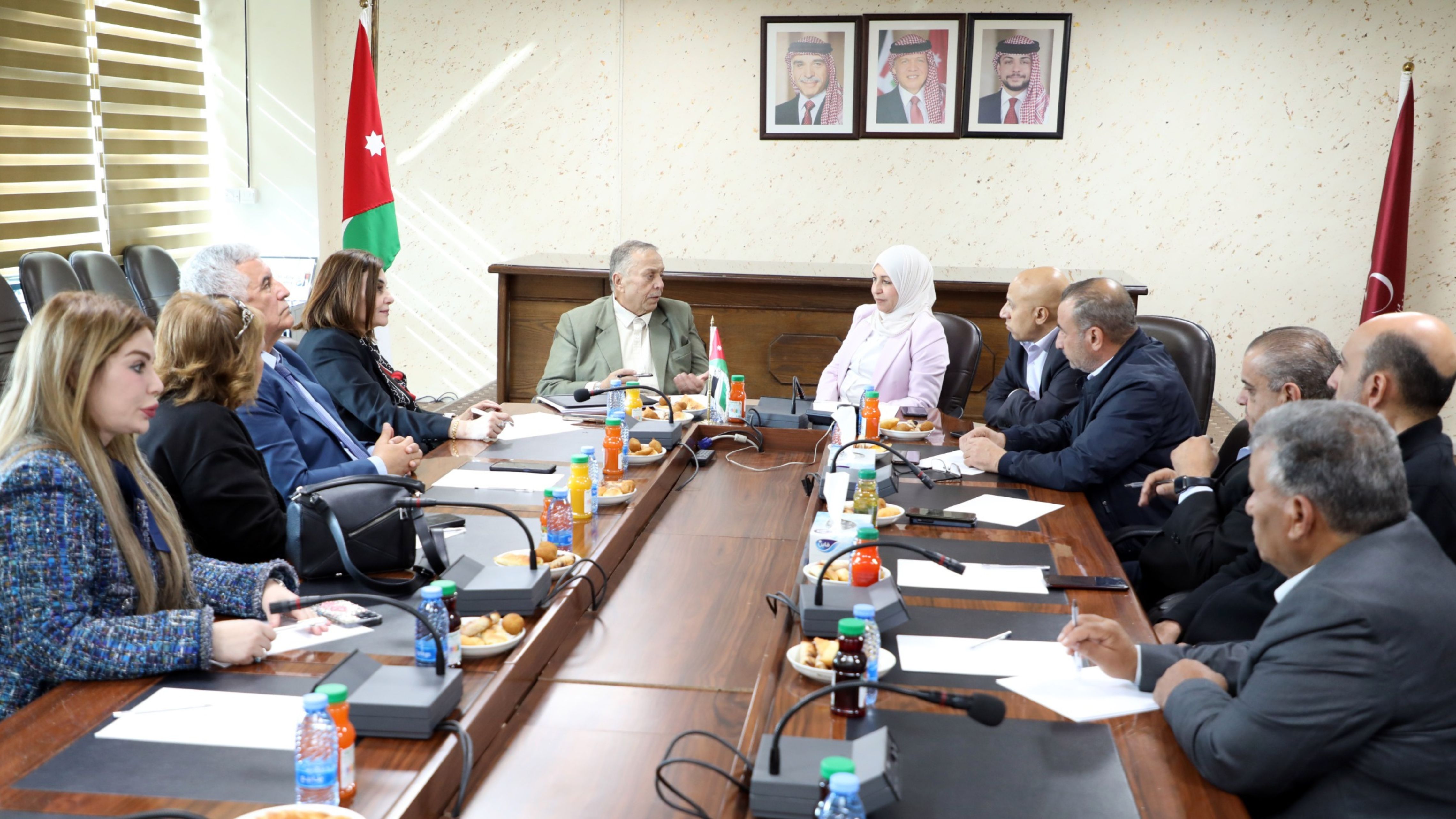 &amp;quotAmman Group" Delegation Reviews Petra's efforts to safeguard Arabic language