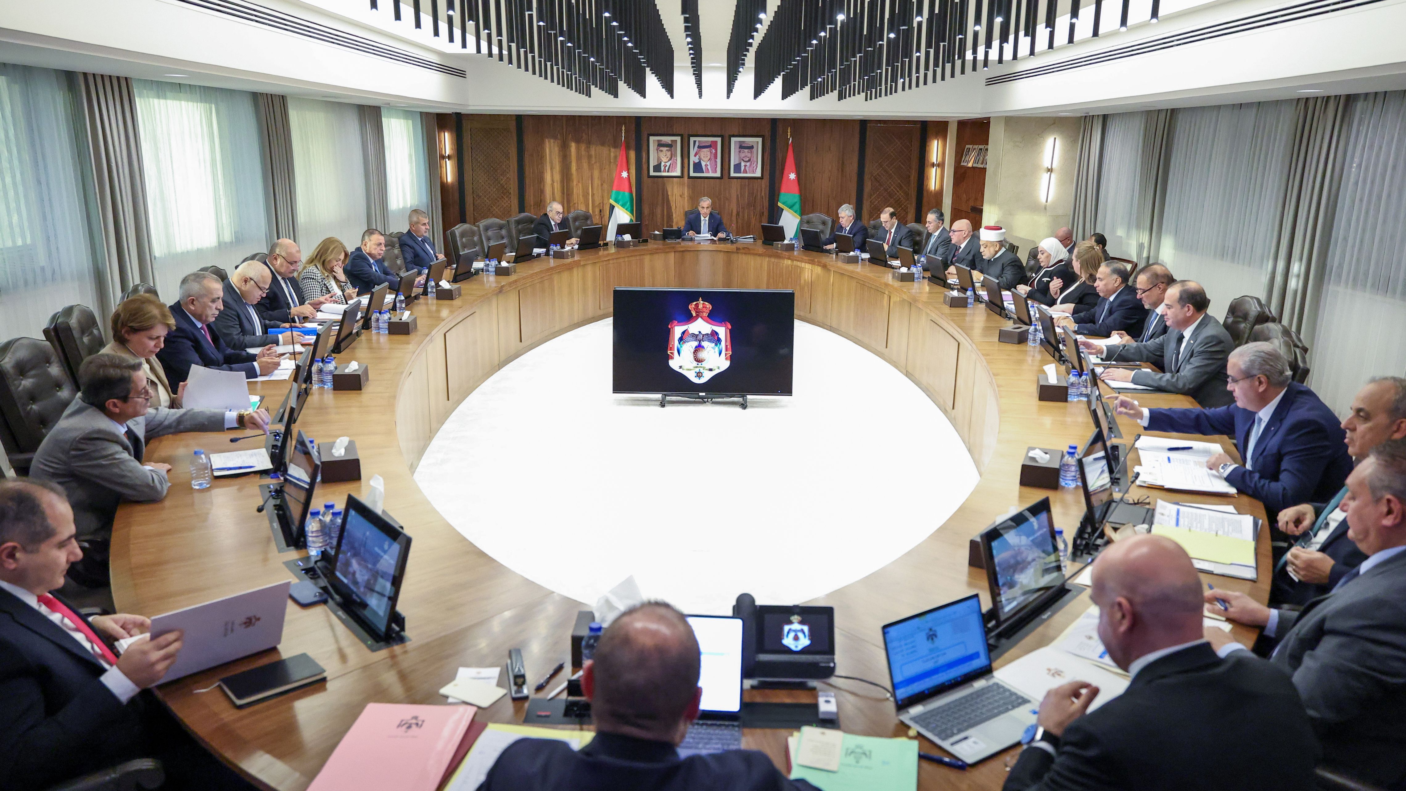 Cabinet approves reform package covering elections, Jordan Valley development, digital transformation