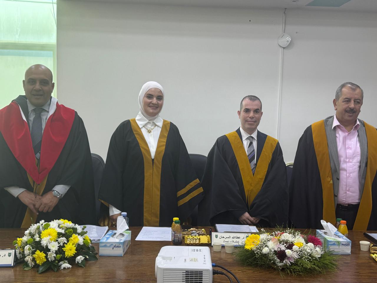 مناقشة أول رسالة ماجستير في المعهد الانتخابي الأردني