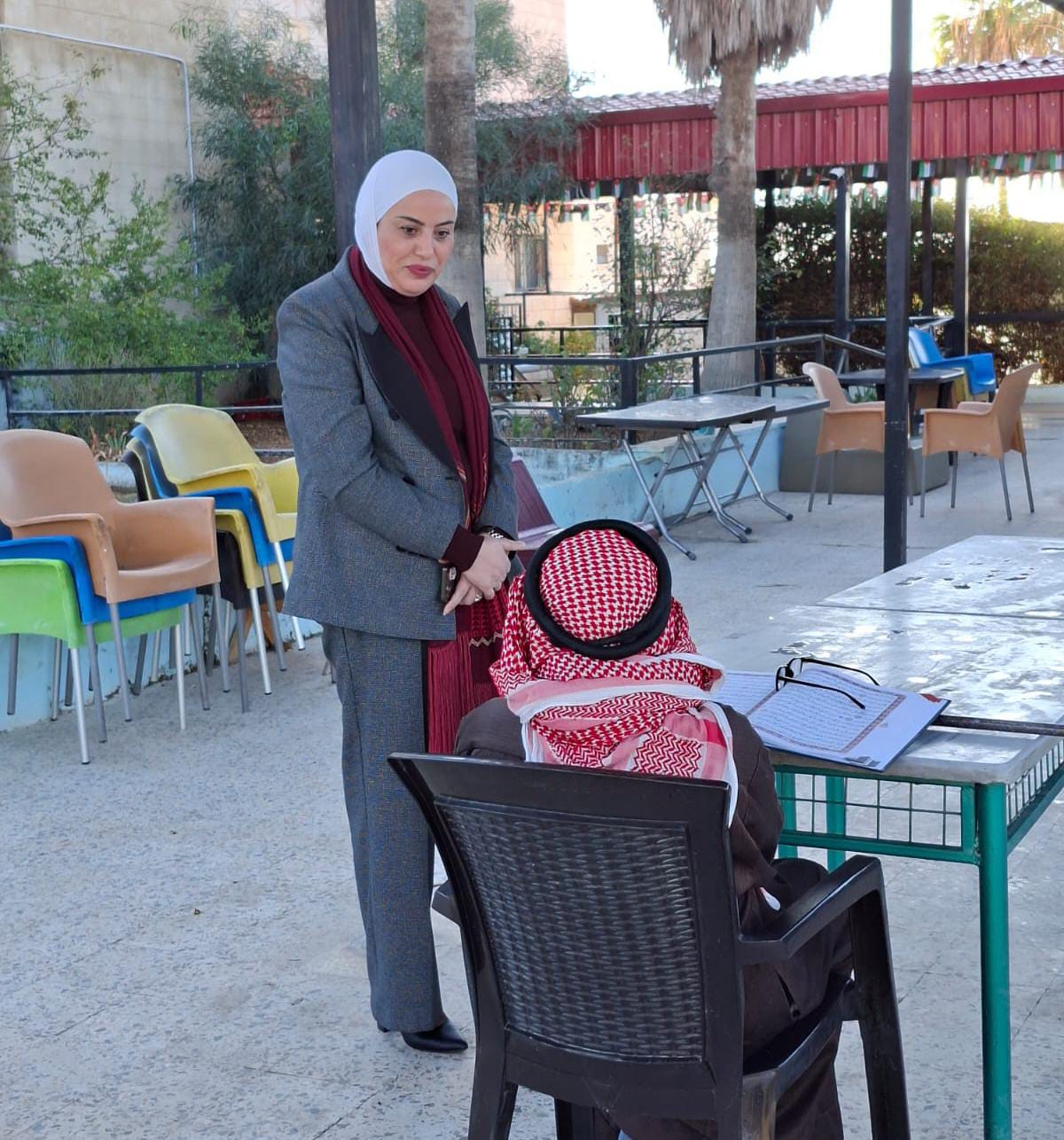 وزيرة التنمية الاجتماعية تطلع على واقع الخدمات في دار الزهراء لرعاية كبار السن