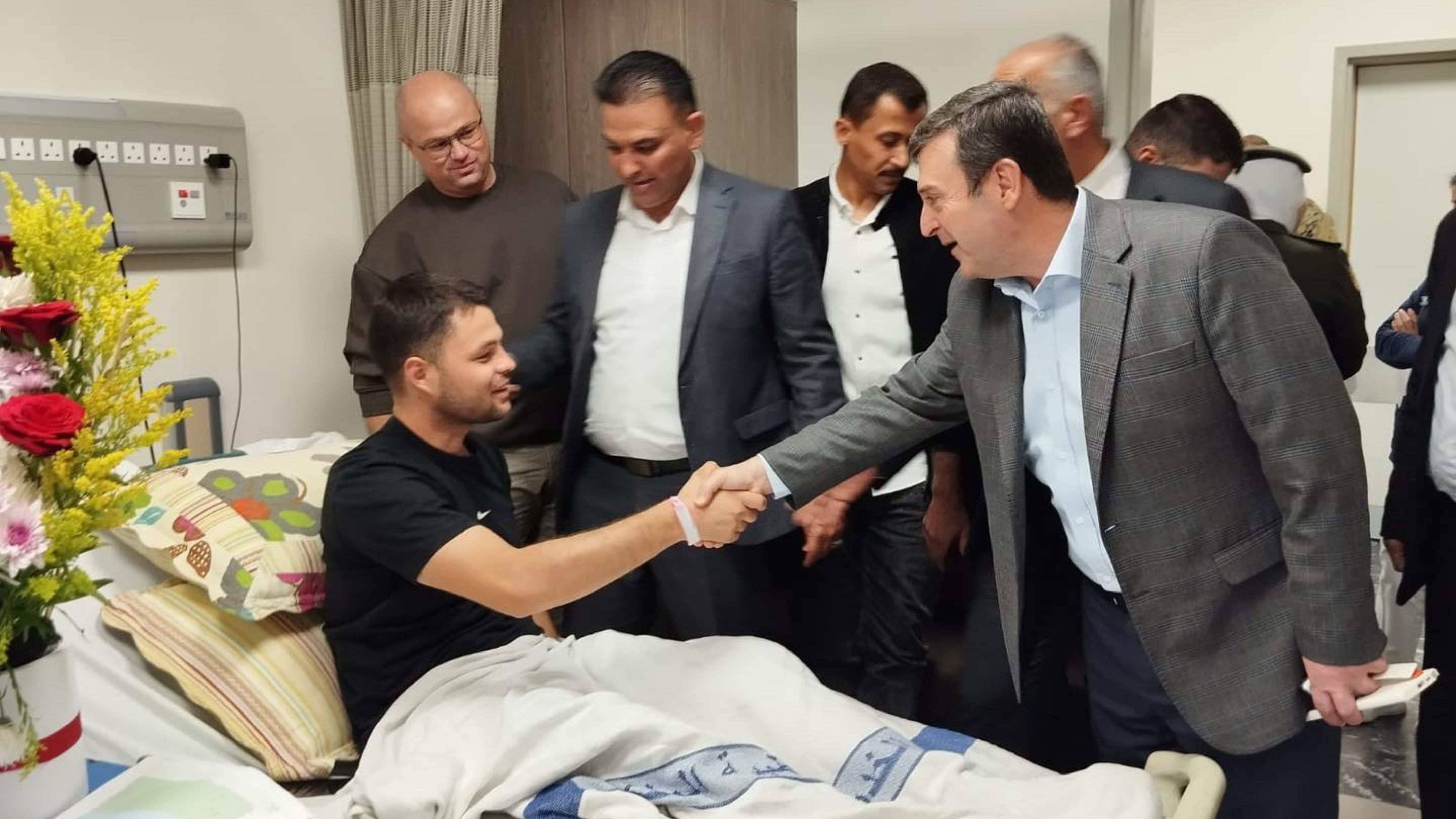 " عزم النيابية" تزور مصابي المداهمة الأمنية في الرمثا