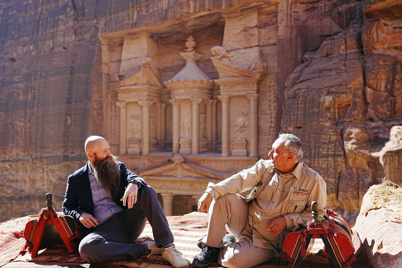 Petra Authority Chief, US ambassador talks cooperation