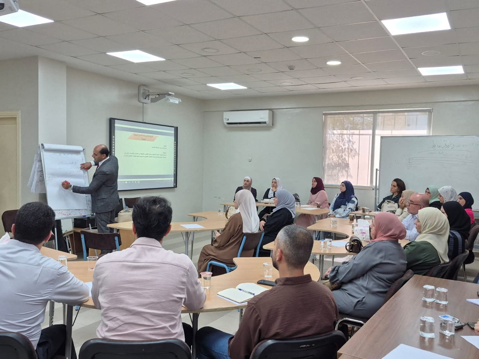 "النزاهة" تواصل عقد اللقاءات التوعوية والتثقيفية