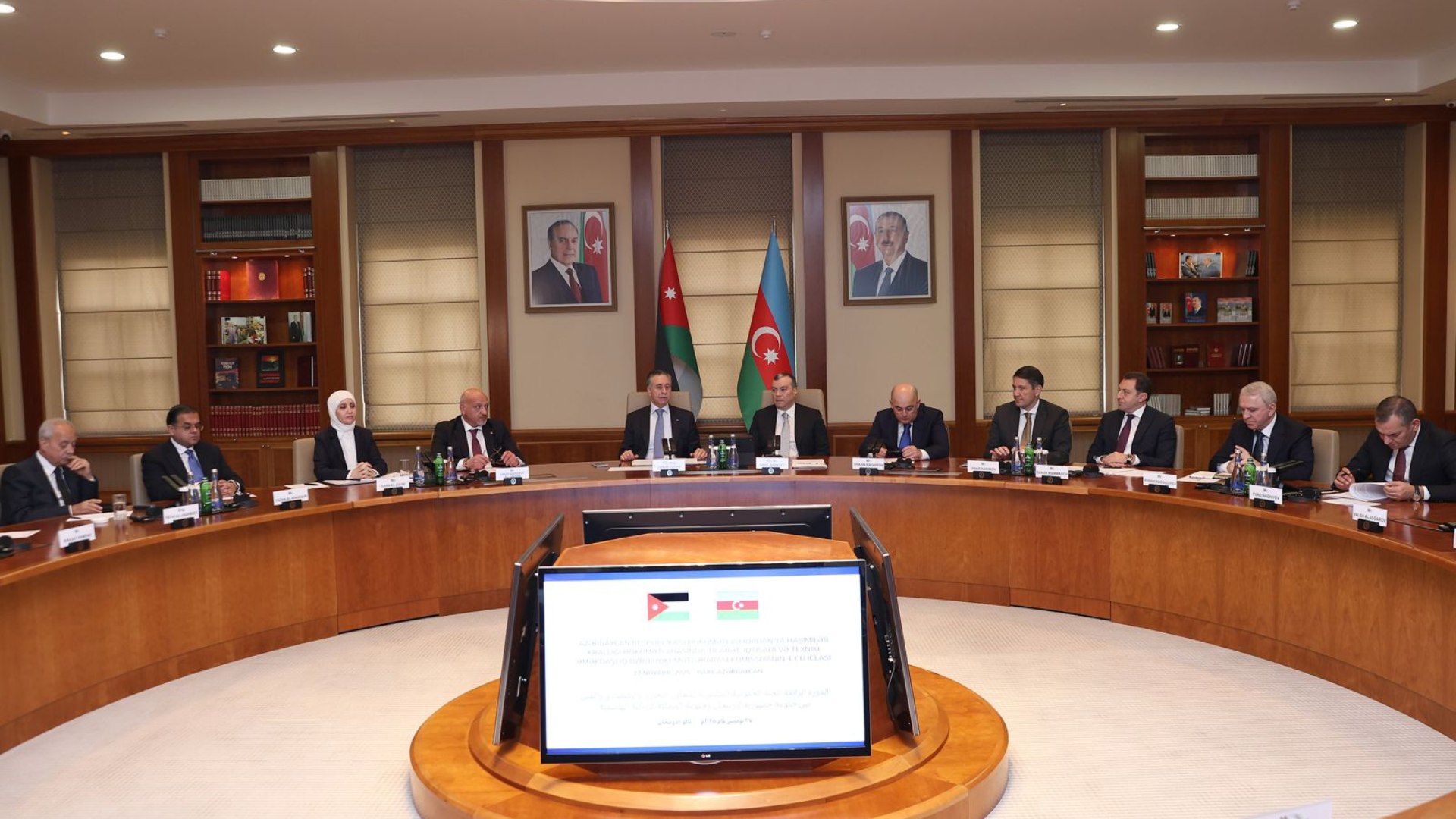 اختتام أعمال الدورة الرابعة من اجتماعات اللجنة الأردنية الأذرية