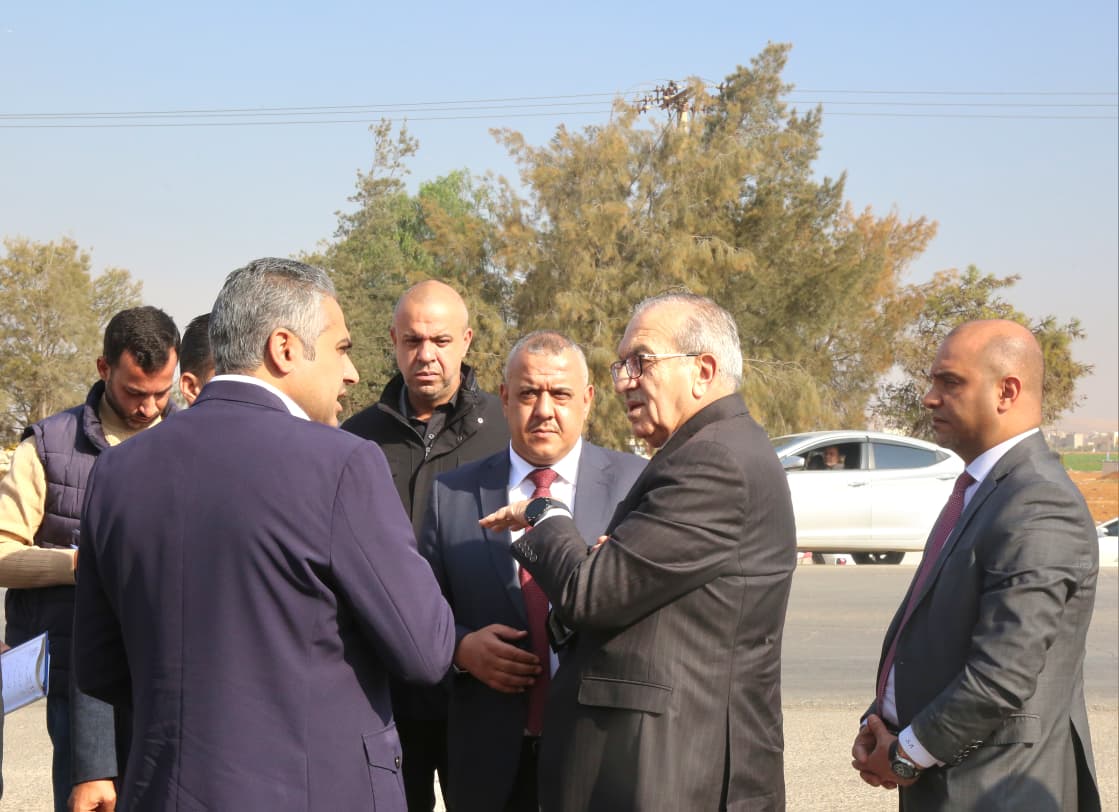 وزير الأشغال يتفقد الواقع المروري لطريق "الرمثا - جابر"