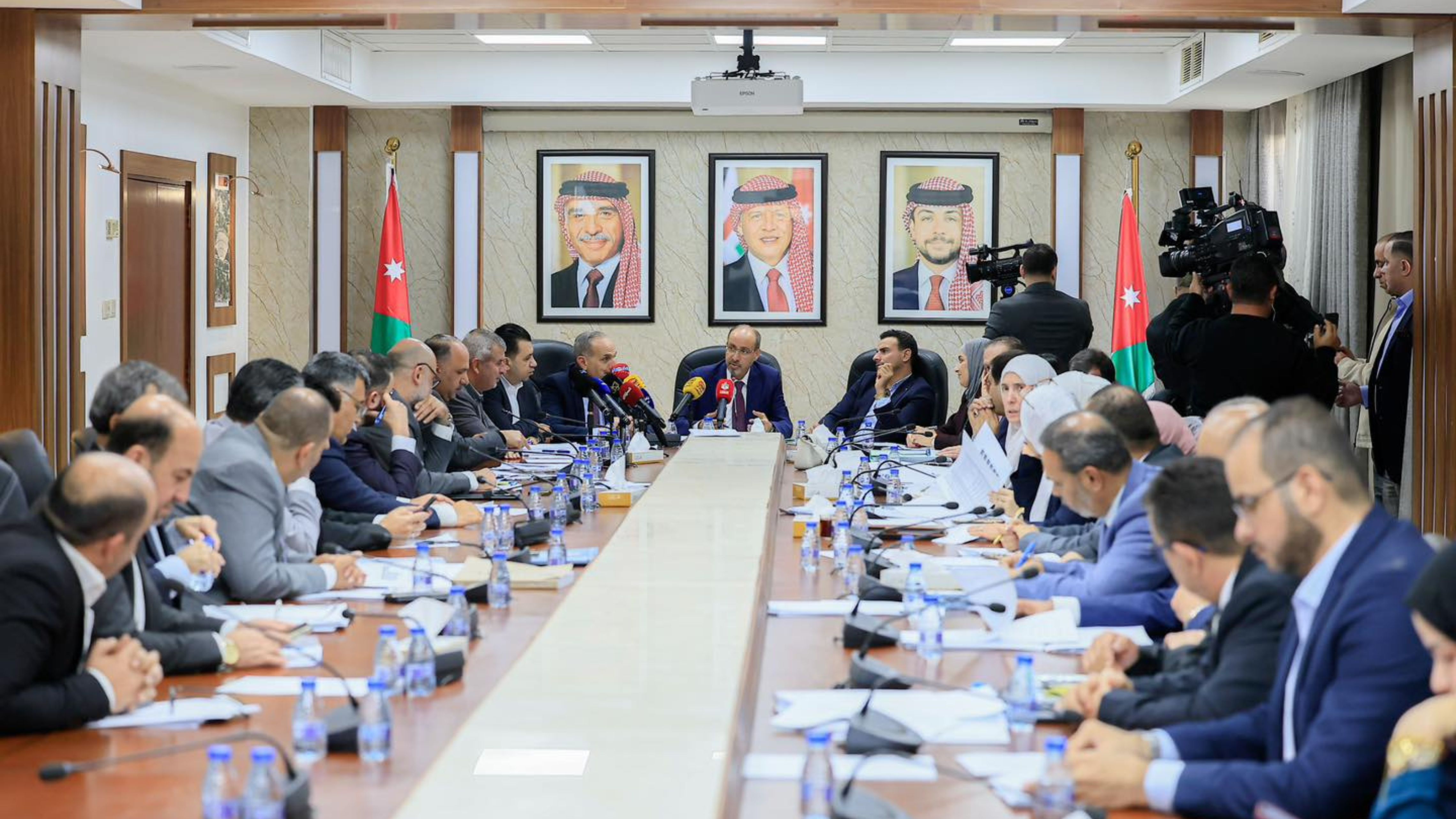 "المالية النيابية" تناقش موازنة وزارة الطاقة والثروة المعدنية والدوائر التابعة لها