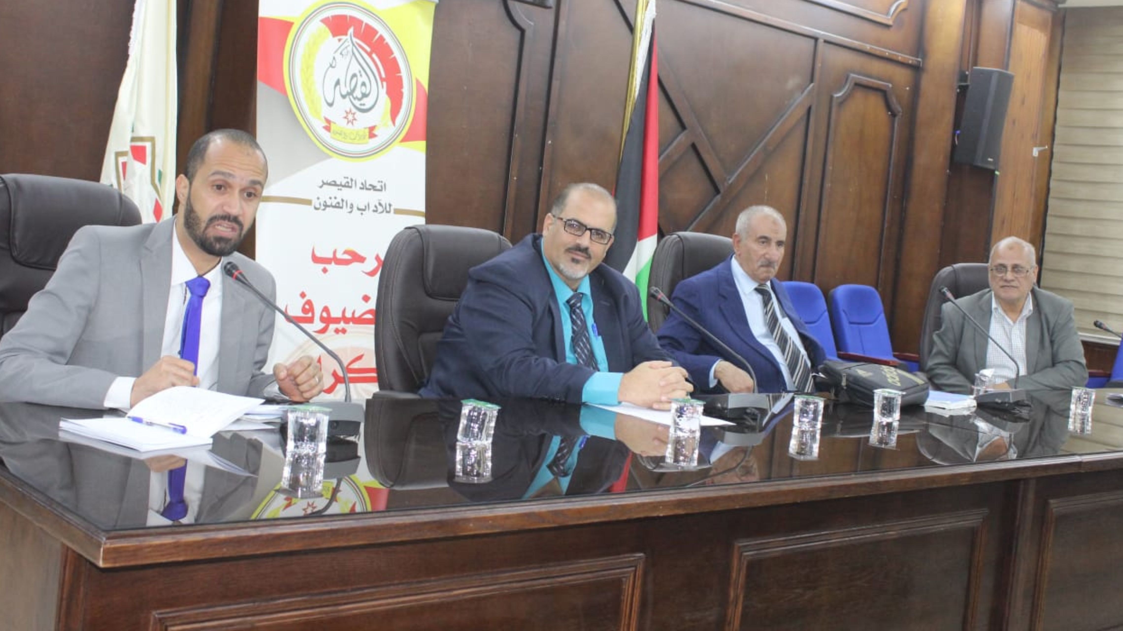 إربد: اتحاد القيصر يحتفي بتجربة الحيفاوي الشعرية