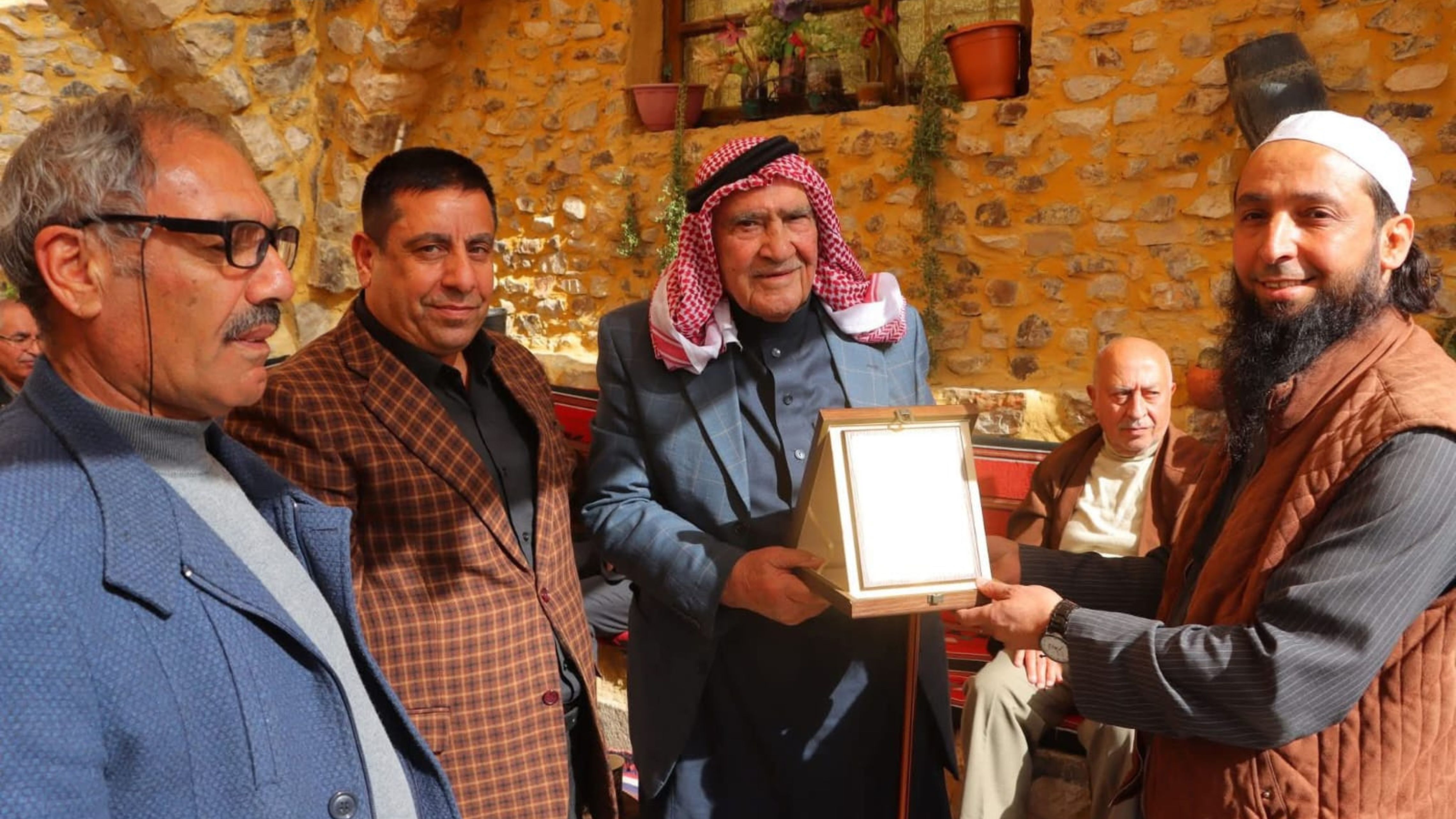 إشهار كتاب "بلدية الكرك منذ التأسيس – بالوثيقة"