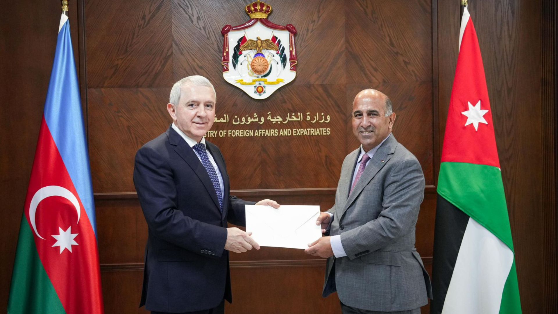 Foreign Ministry Receives Credentials of Azerbaijani Ambassador