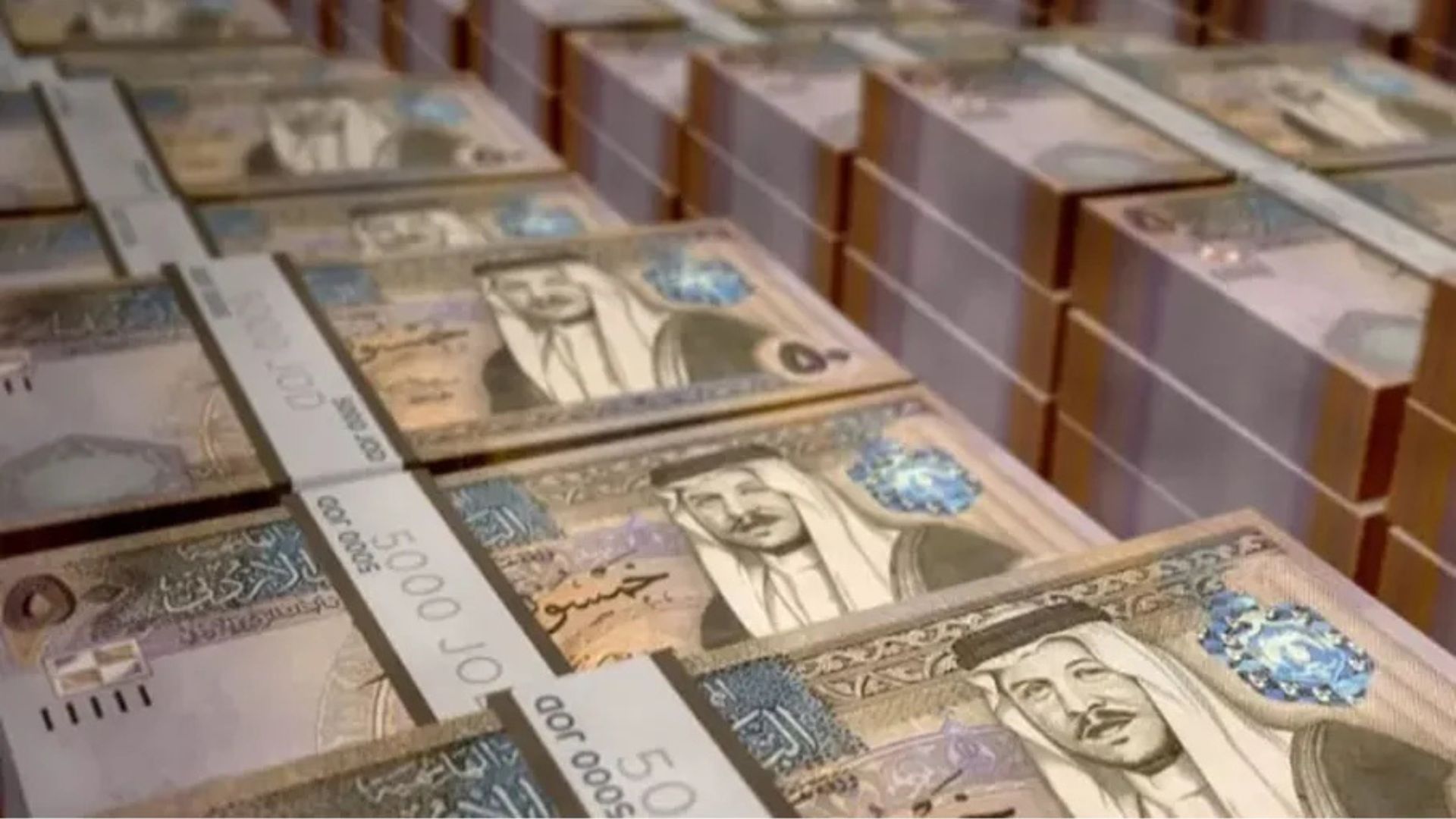 المالية: الدين العام 82.8 % من الناتج المحلي الإجمالي لنهاية أيلول