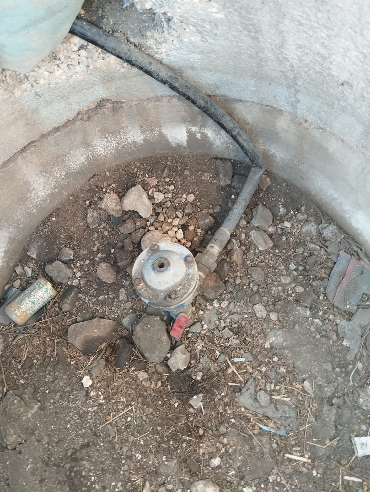 المياه تضبط اعتداءات على خط رئيسي قطر 4 انش في الاغوار الشمالية