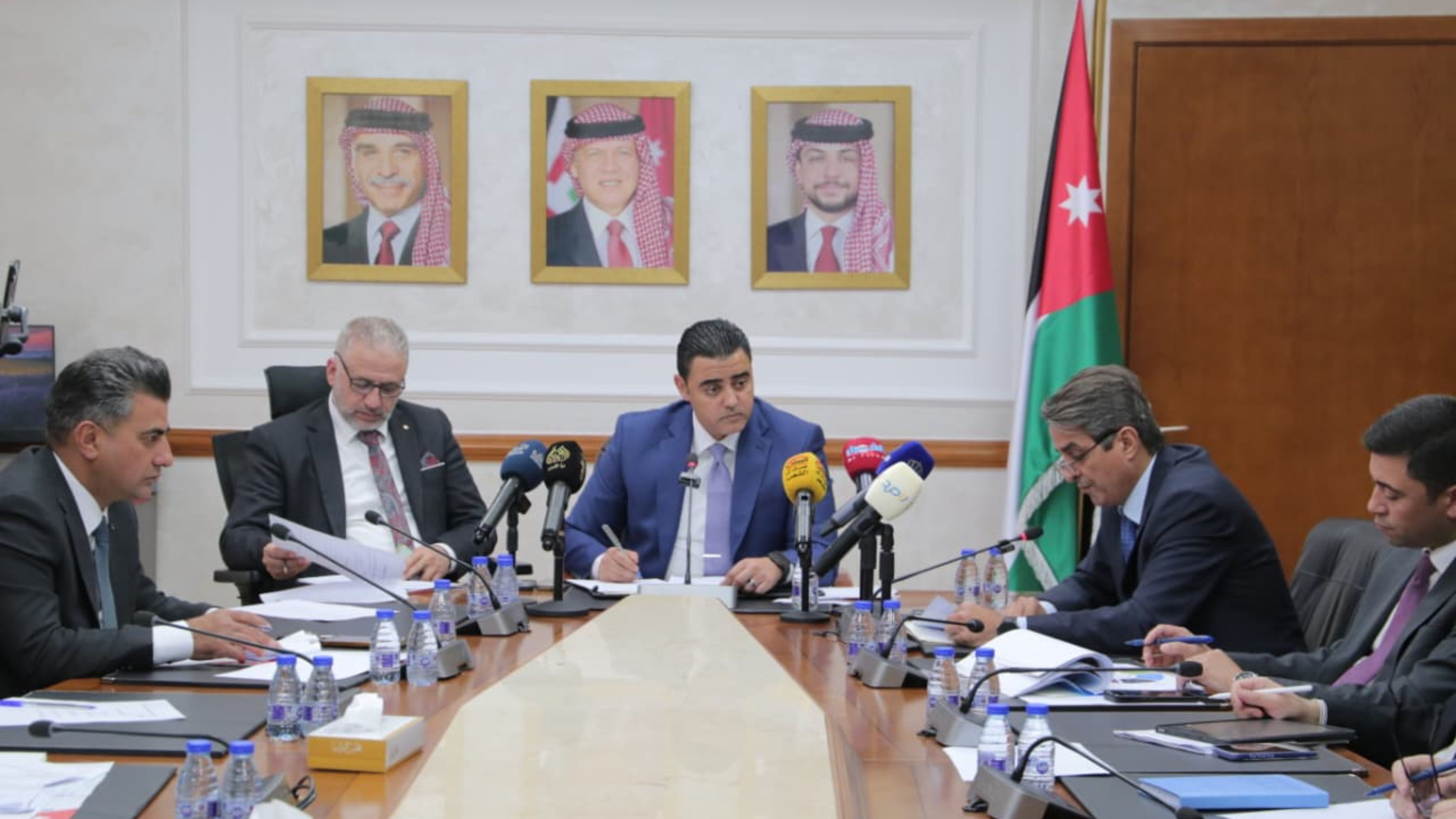 "الرياضة النيابية" تلتقي وزير الشباب