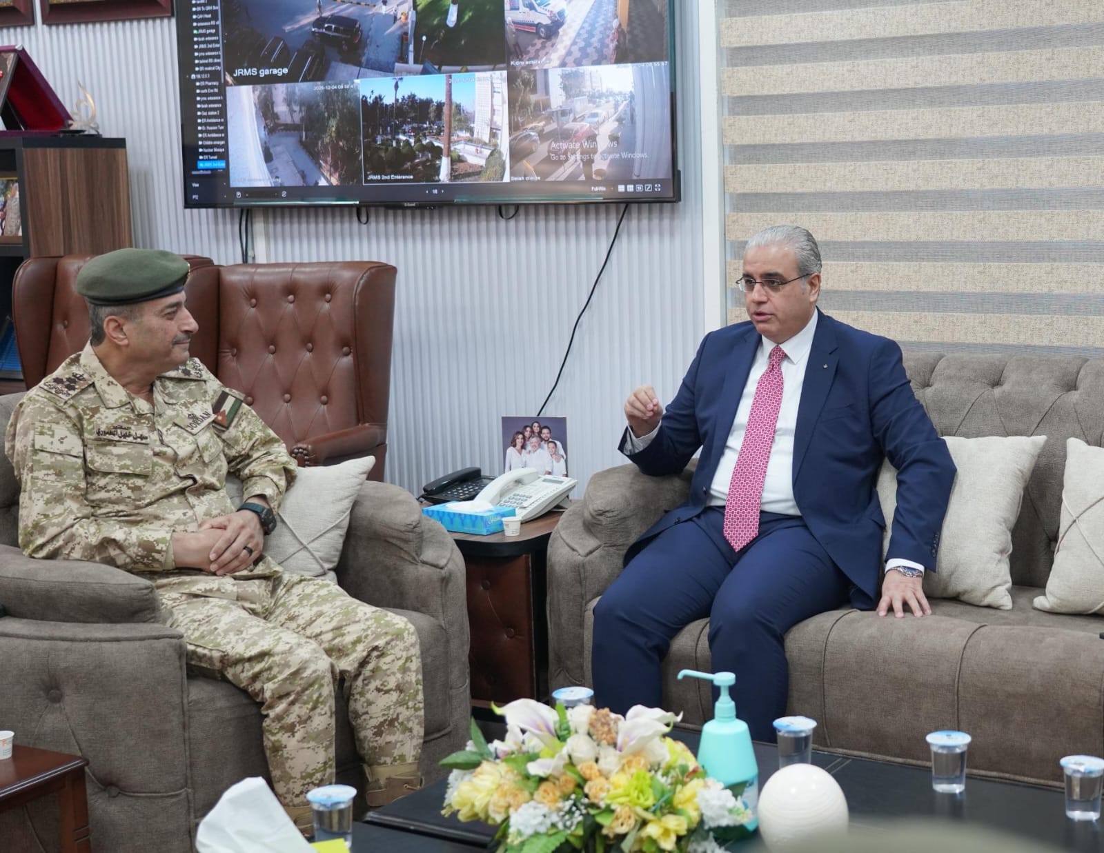 وزير الصحة يزور مديرية الخدمات الطبية الملكية