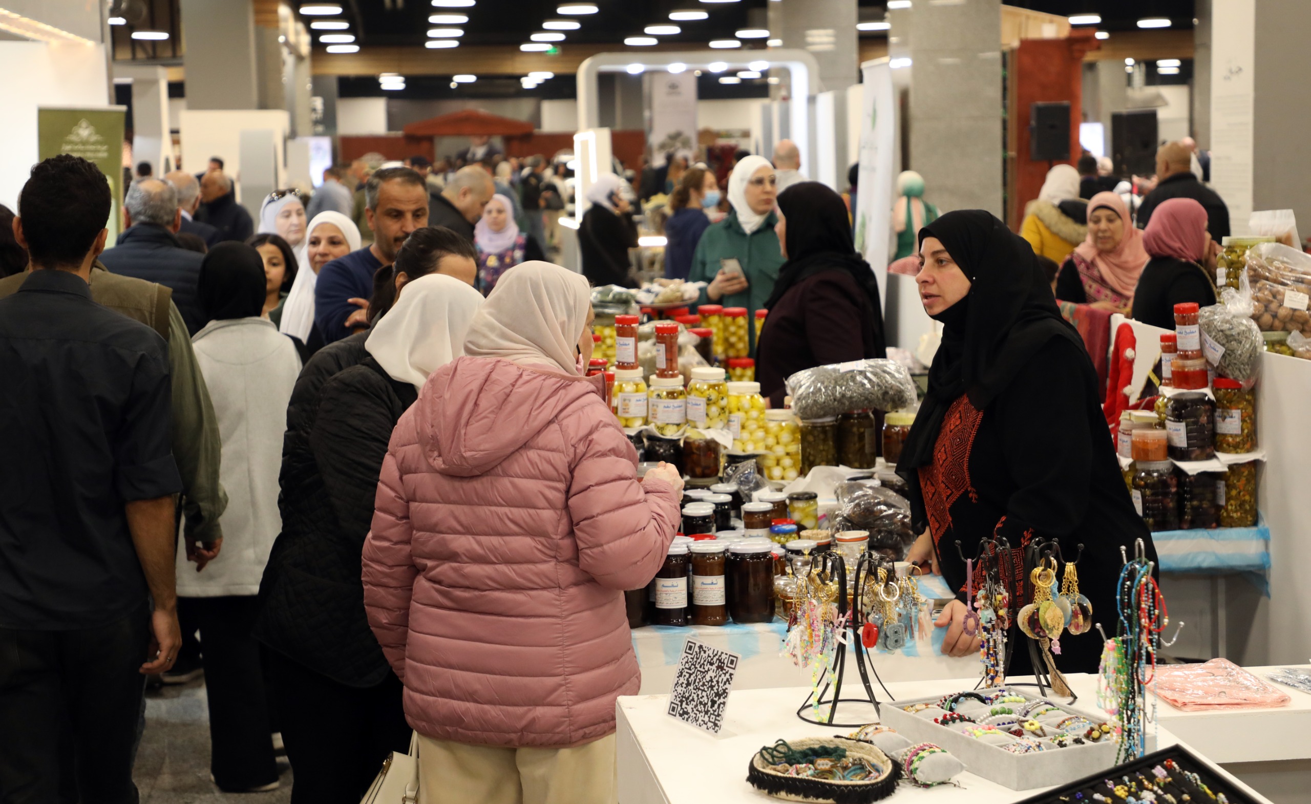 القضاة: 284 ألف زائر لمهرجان الزيتون حتى اليوم السابع وارتفاع كبير في المعروض والمبيعات