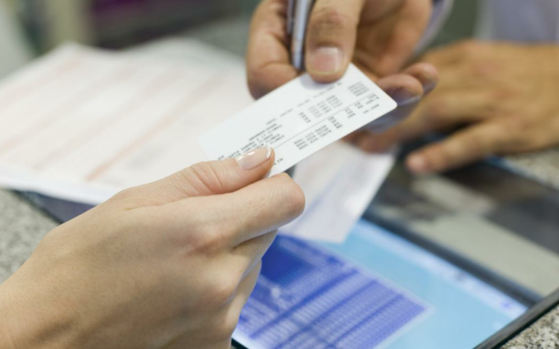 استحداث وحدة لإصدار بطاقات التأمين الصحي في البادية الشمالية الشرقية