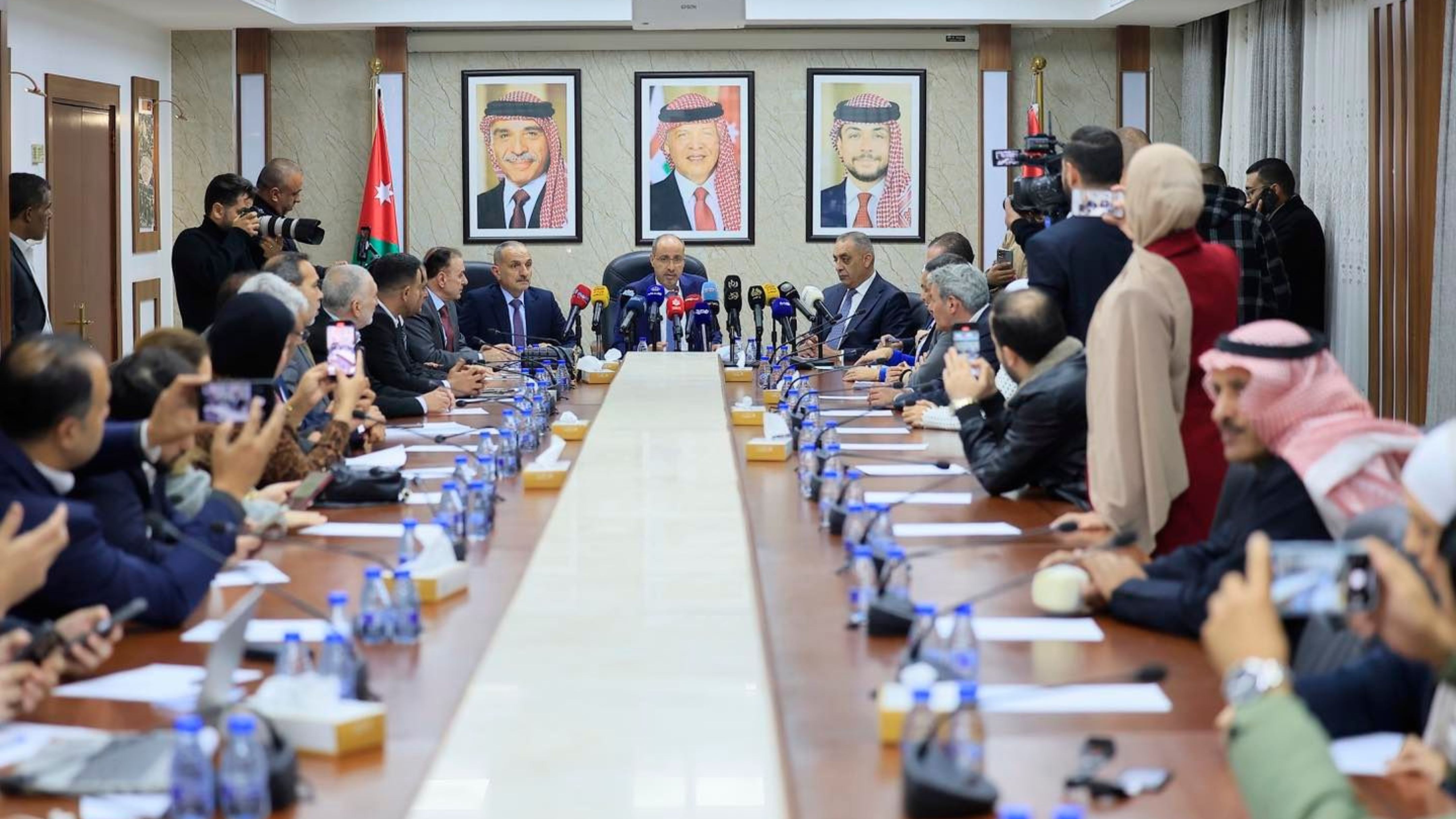 Parliament Finance Committee approves draft Public Budget Law