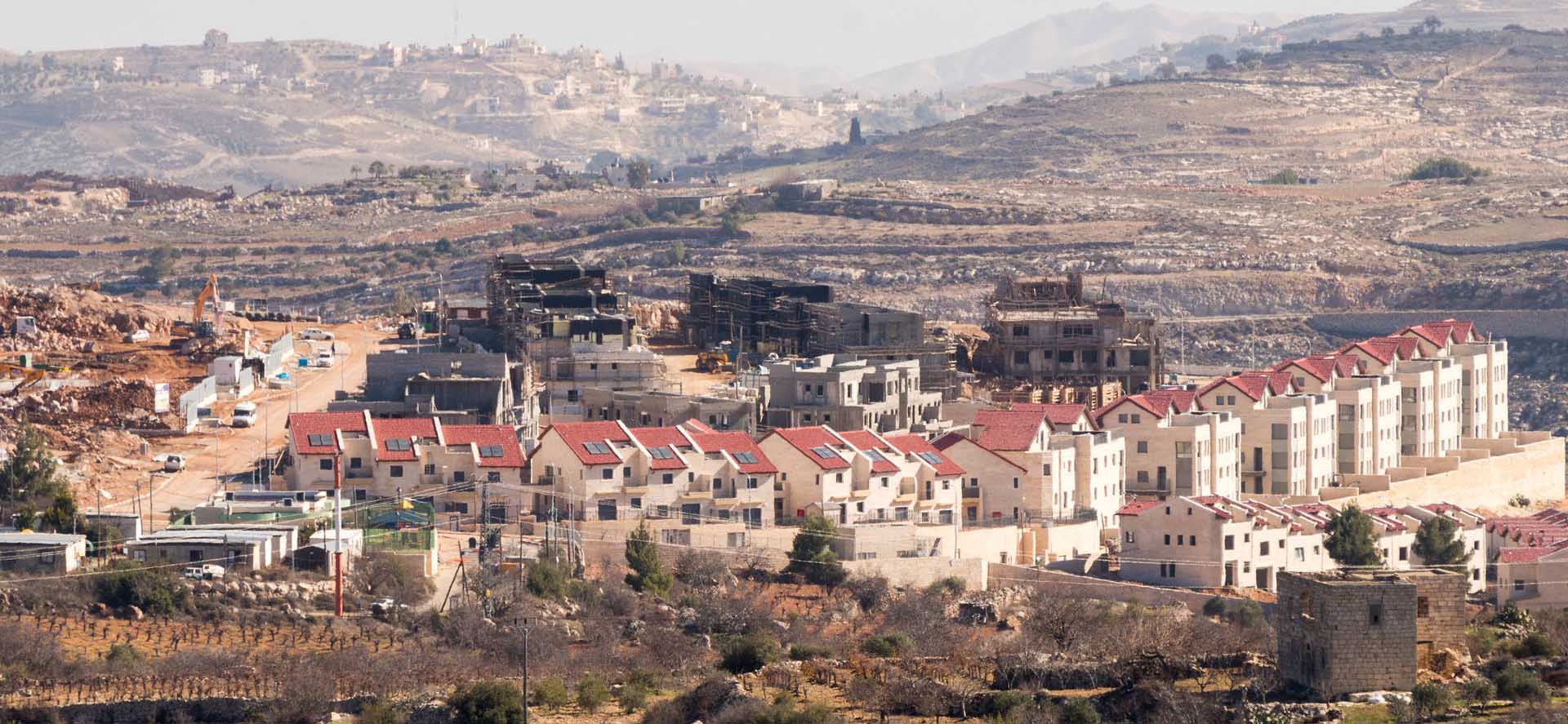 إسرائيل تخصص 900 مليون دولار لإقامة 17 مستوطنة جديدة بالضفة الغربية